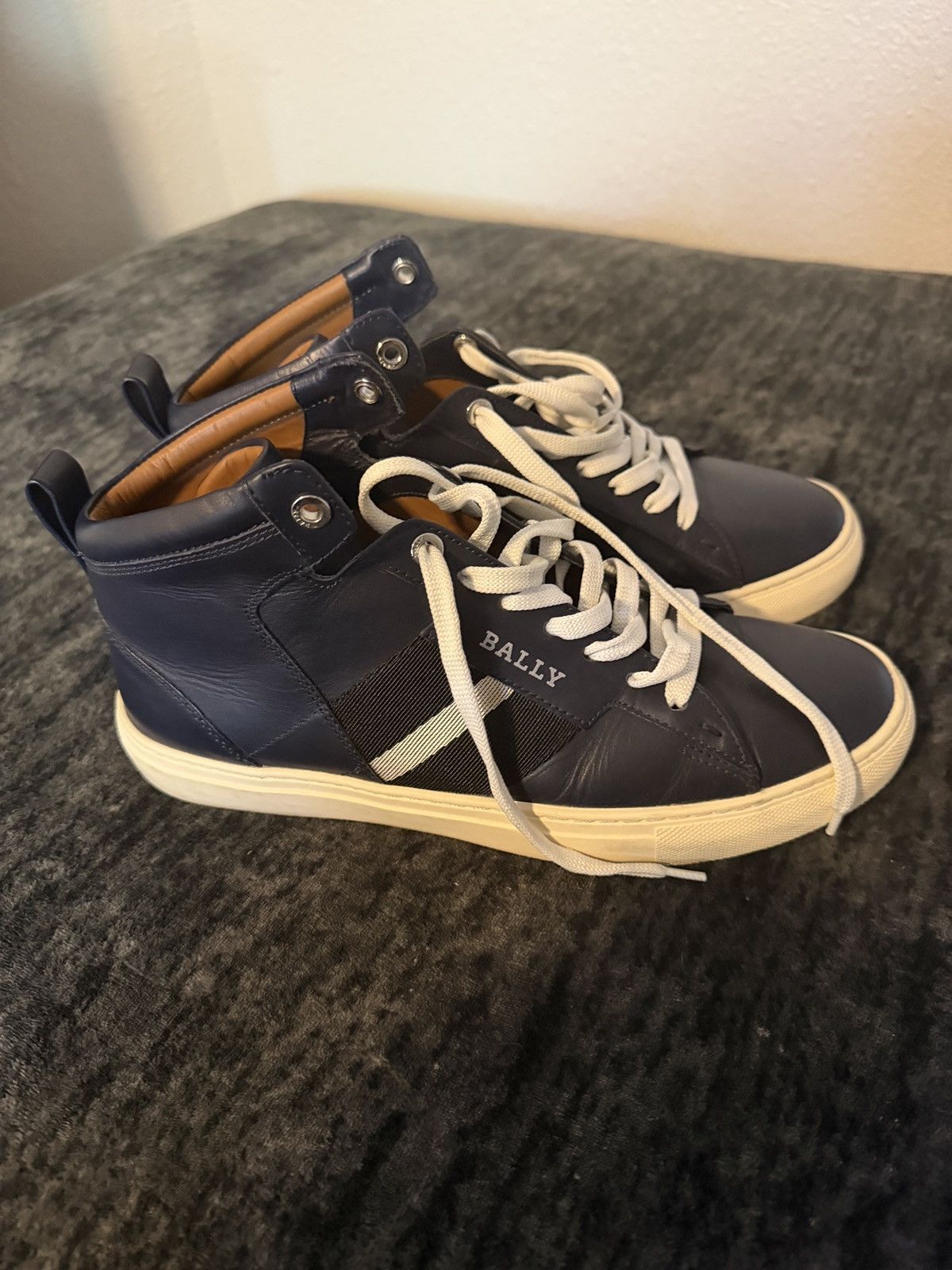 Bally Bally men shoes size 9 very good condition Size US 9 / EU 42 - 1 Thumbnail