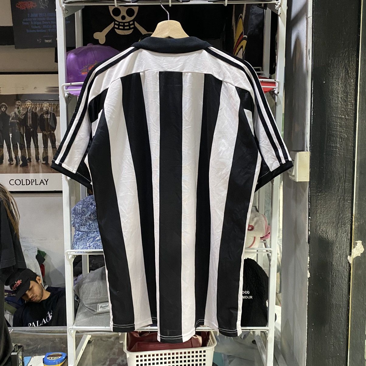 Adidas Vintage BOOTLEG Newcastle United FC 2003/05 Adidas Jersey Size US XL / EU 56 / 4 - 2 Thumbnail