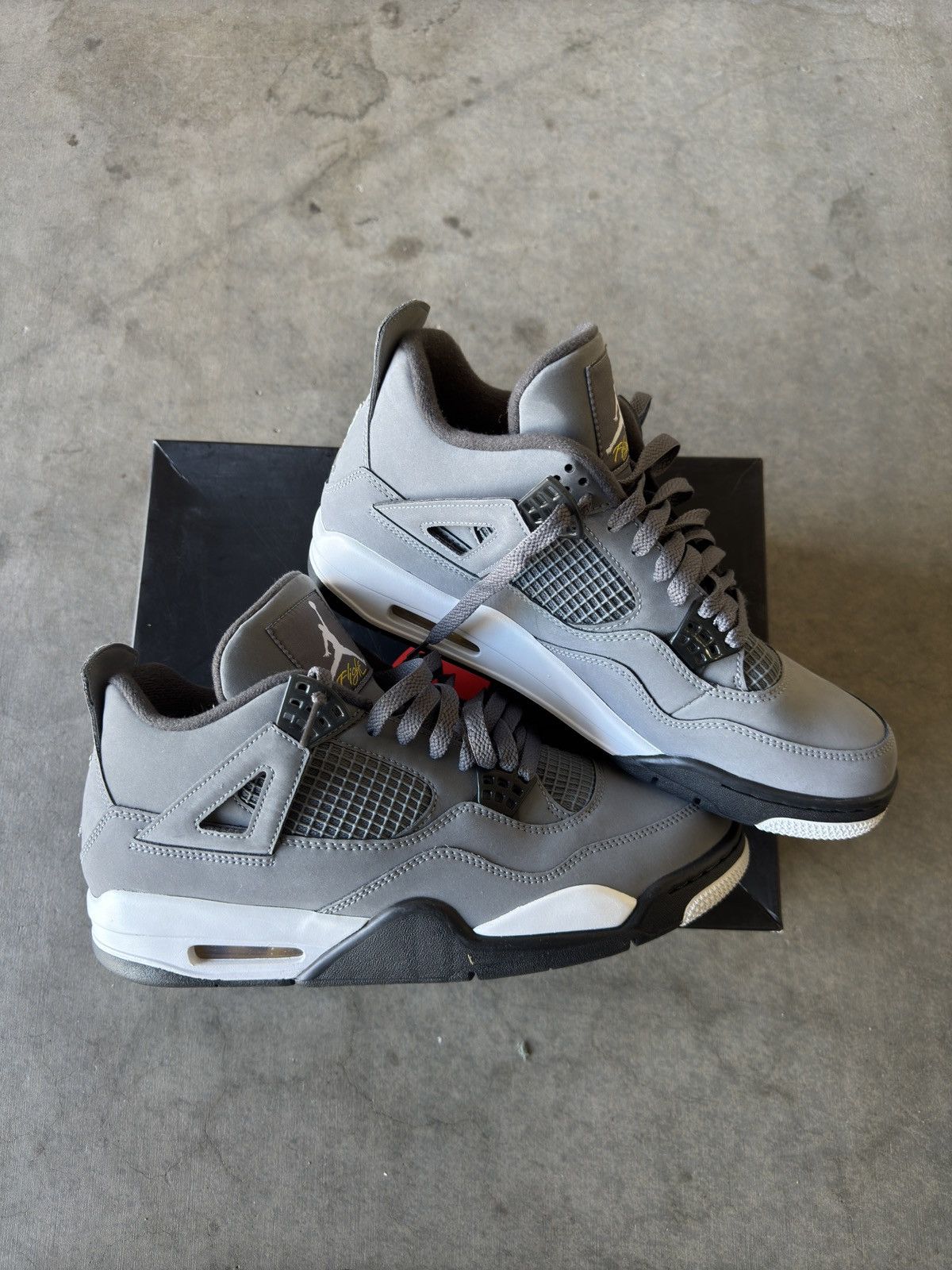 Jordan 4 “Cool Grey”
