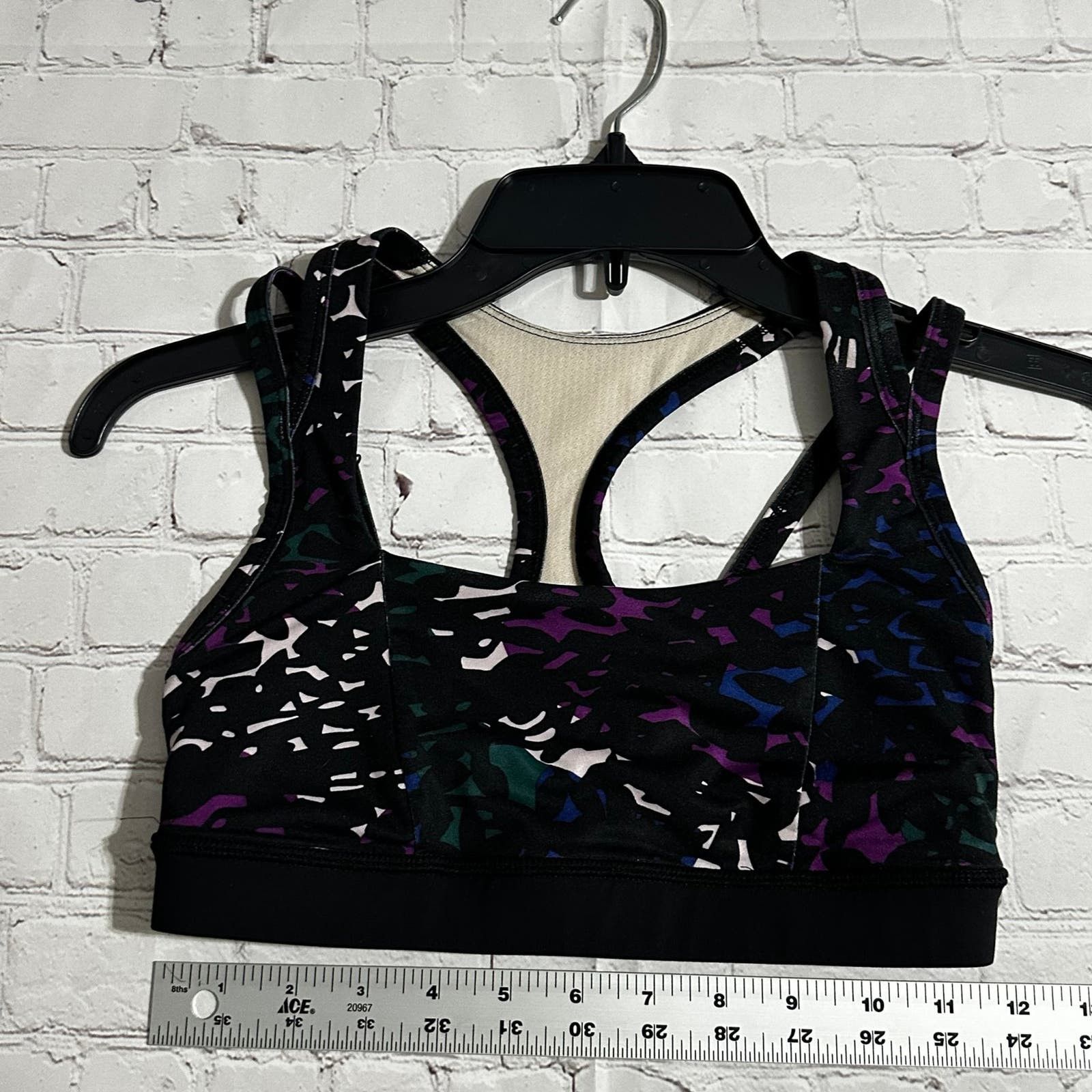 Lululemon lululemon sports bra size 4 Size S / US 4 / IT 40 - 3 Thumbnail