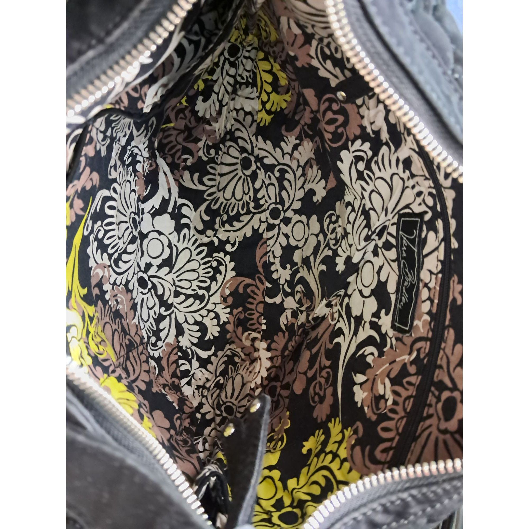 Vera Bradley Vera Bradley Black Quilted Shoulder Tote Bag Size ONE SIZE - 11 Thumbnail