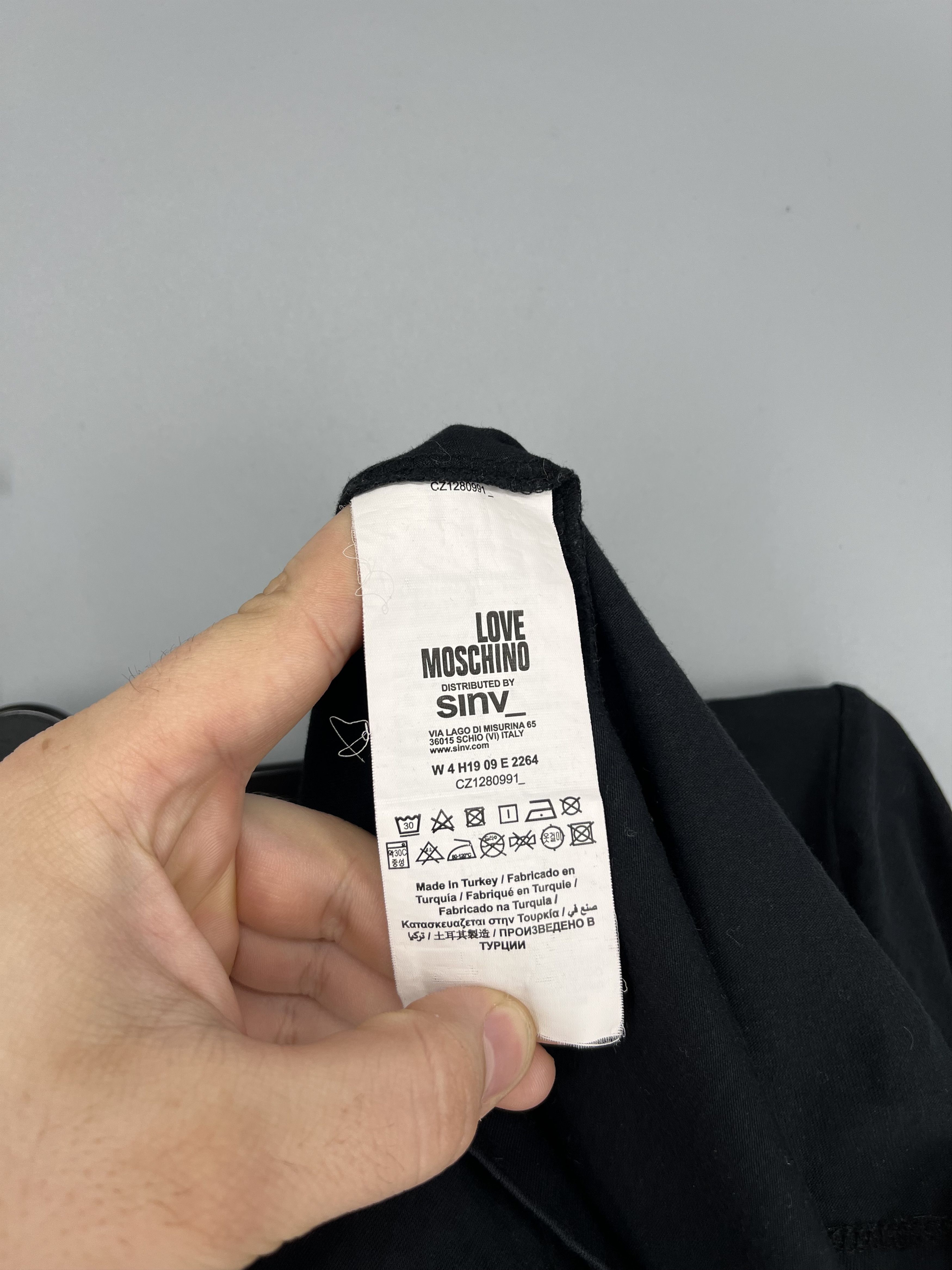 Moschino Vintage T-shirt Moschino Love Black size L Size L / US 10 / IT 46 - 7 Thumbnail
