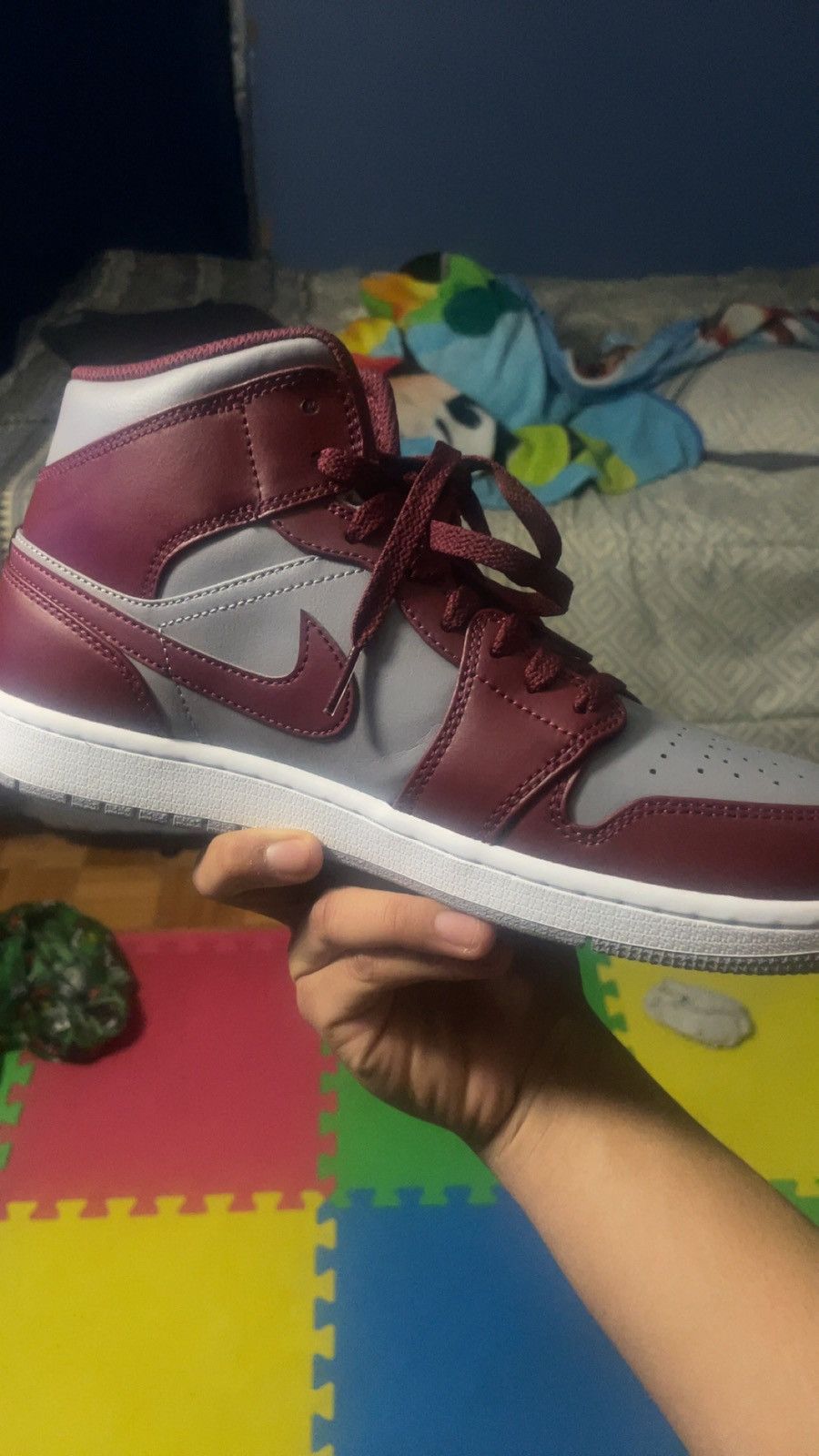 Jordan Brand Air Jordan 1 mid Size US 10.5 / EU 43-44 - 4 Thumbnail