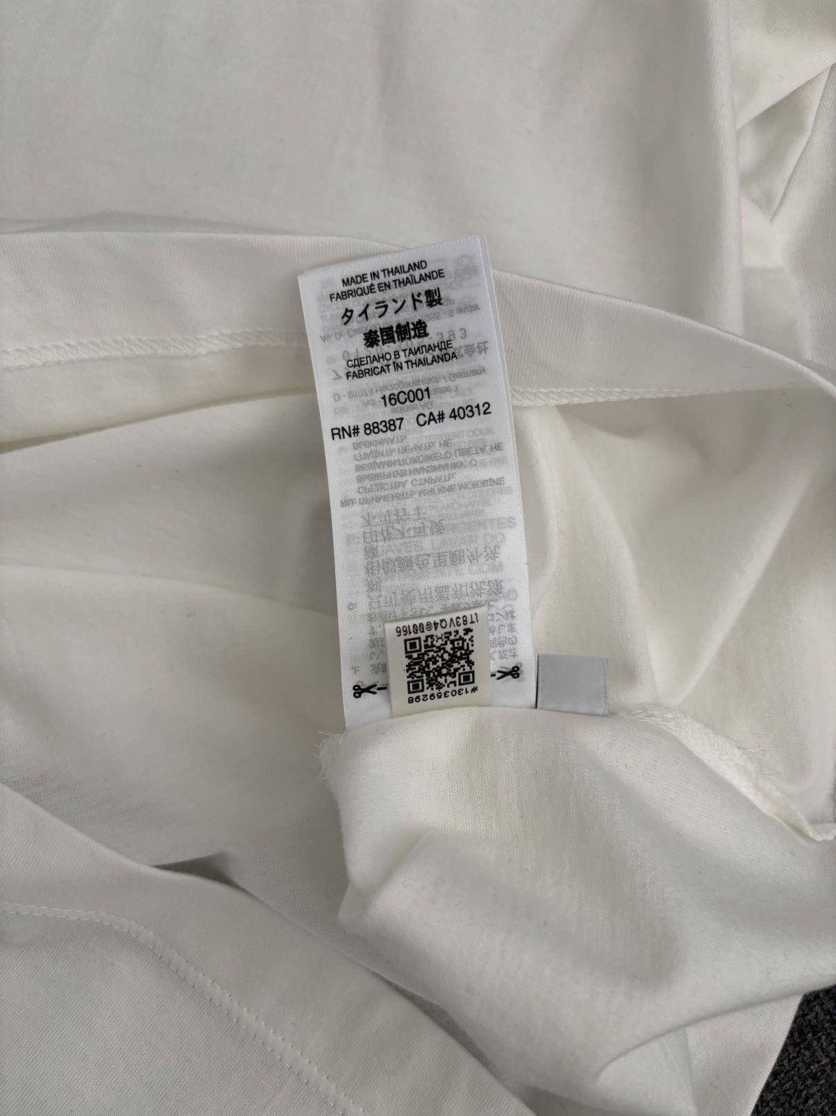 Y-3 Y-3 Back Logo T-shirt Size US M / EU 48-50 / 2 - 4 Thumbnail