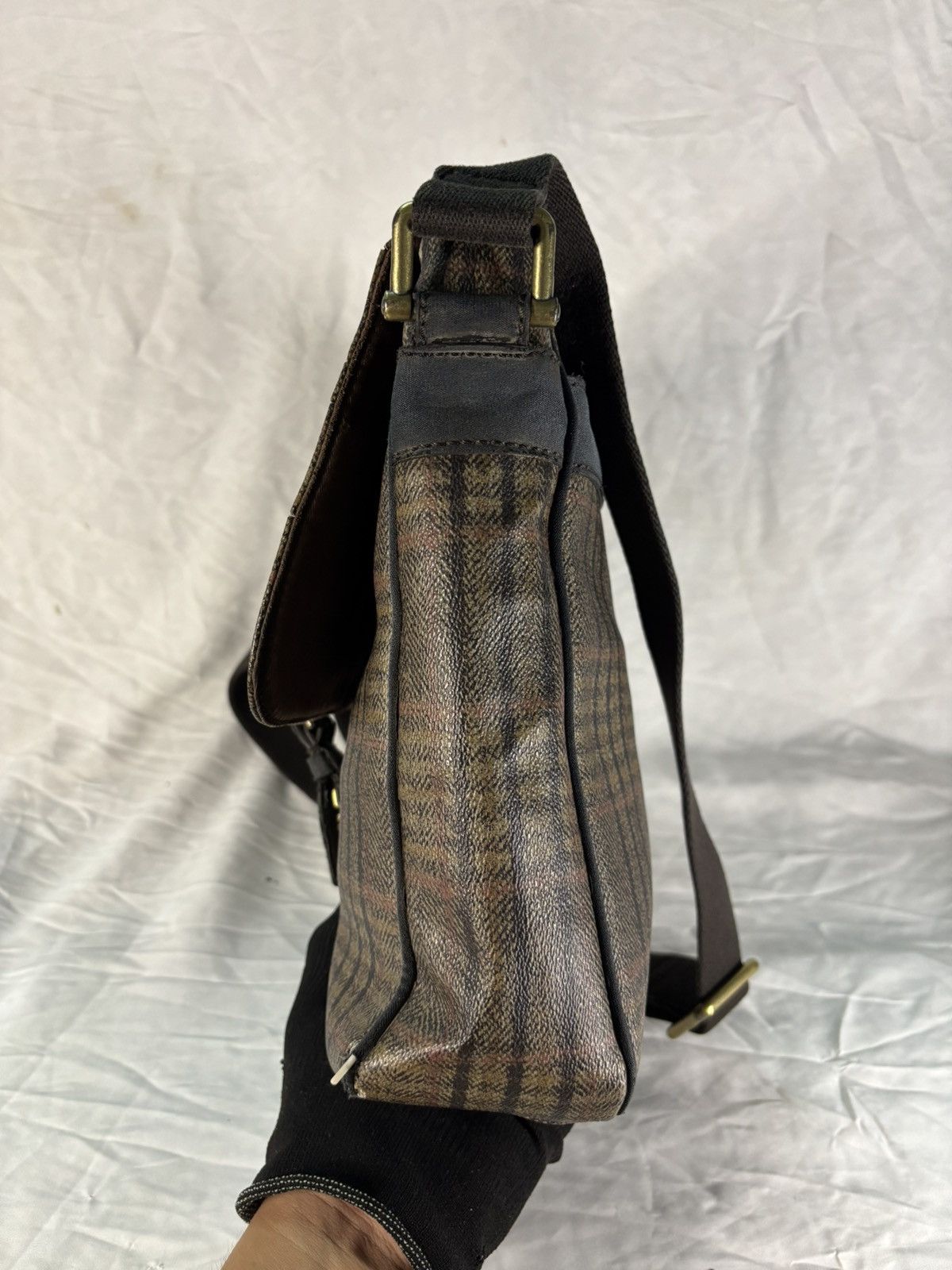 Fossil (very used) Fossil Sling Bag Size ONE SIZE - 3 Thumbnail