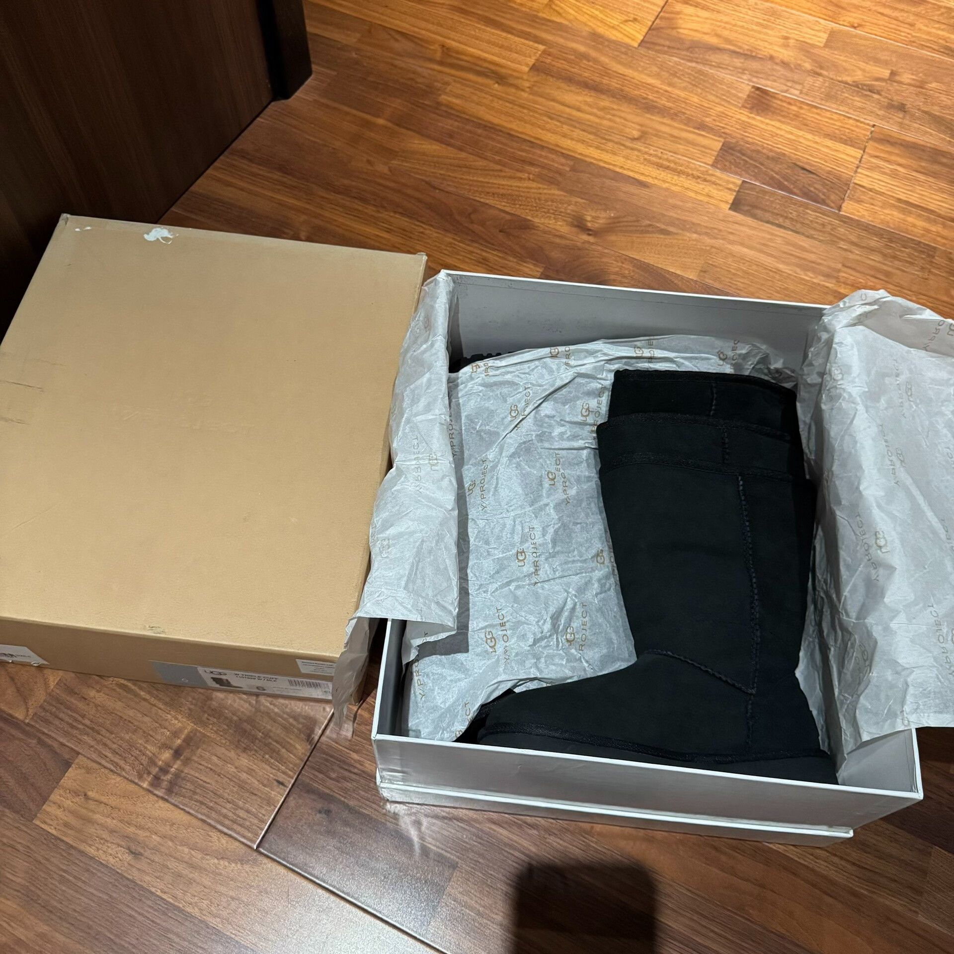 Y/Project UGG x Y PROJECT High-Top Snow Boot Size US 6 / IT 36 - 1 Thumbnail