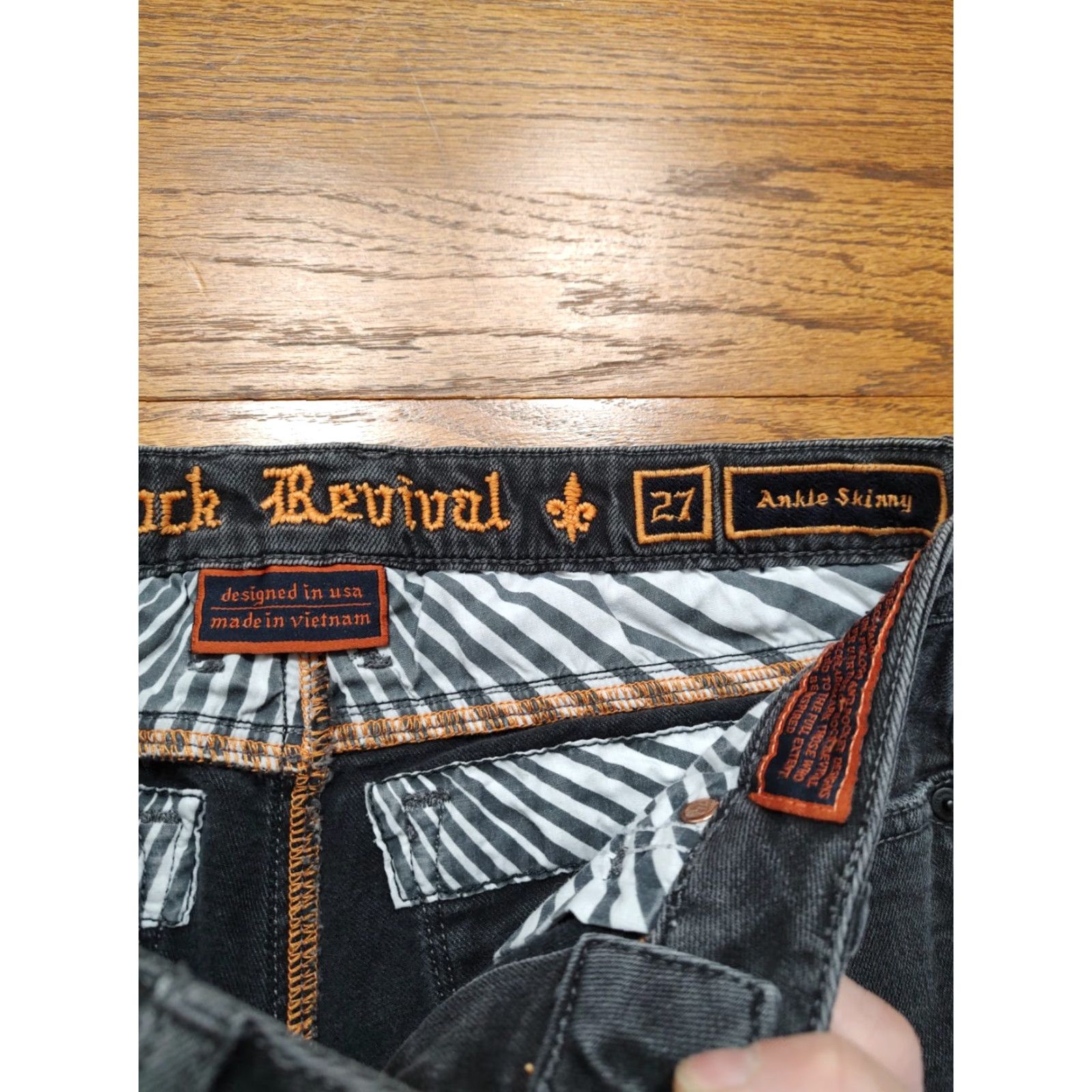 Vintage Rock Revival Flora Jeans Ankle Slim Black Denim Logo 5-Pocket Womens 27 X 26 In Size 27" / US 4 / IT 40 - 7 Thumbnail