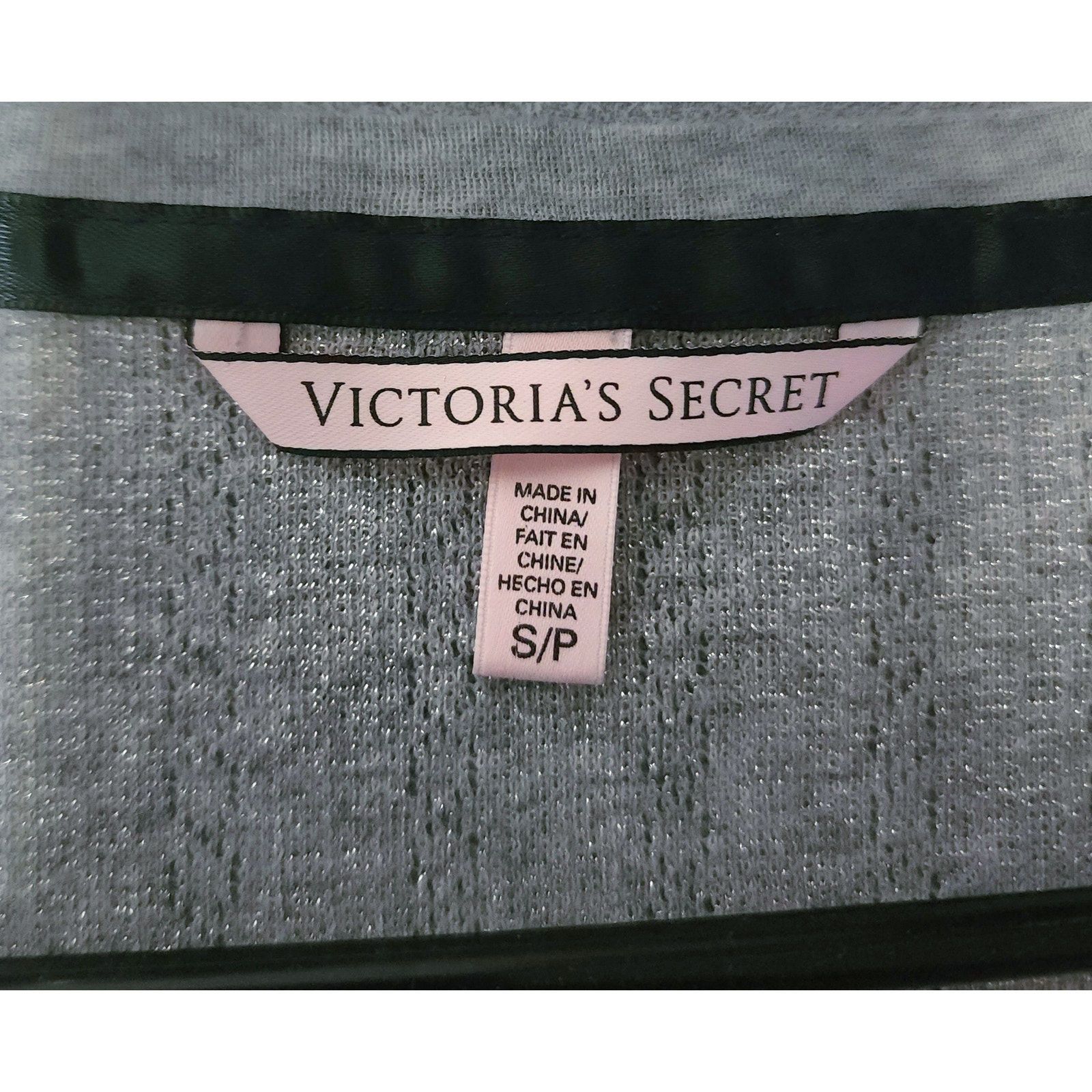Victoria's Secret Victoria’s Secret Sparkly Henley Knit Top Gray size S/P Size S / US 4 / IT 40 - 3 Thumbnail