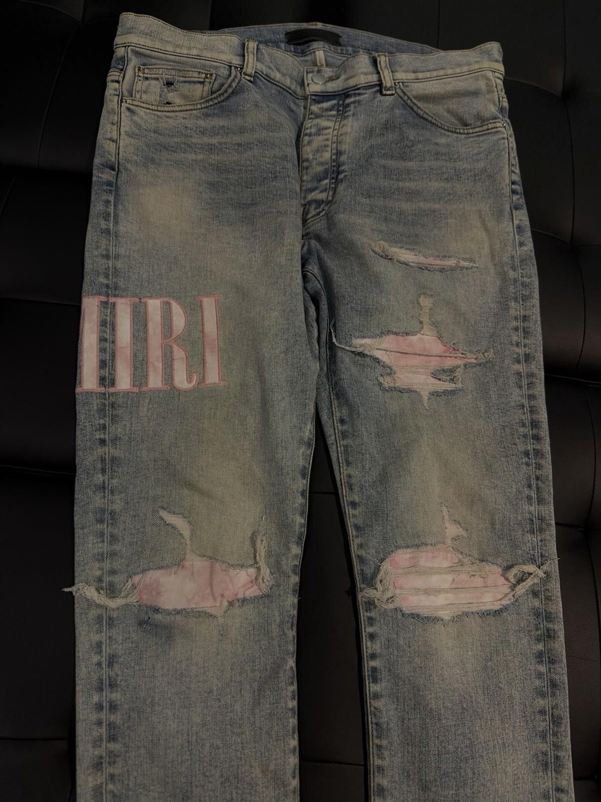 Amiri Size 34 - Amiri Blue Pink Leg Logo Jeans Small Stain Size US 34 / EU 50 - 6 Thumbnail