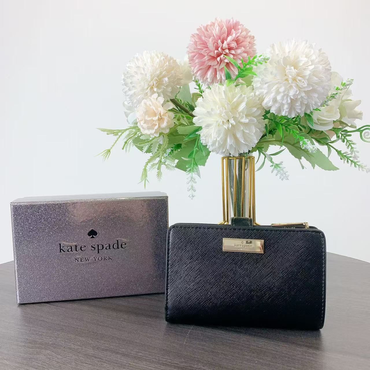 Kate Spade Kate Spade KK043 Kenzie Boxed Medium Compact Wallet IN Black Size ONE SIZE - 1 Thumbnail