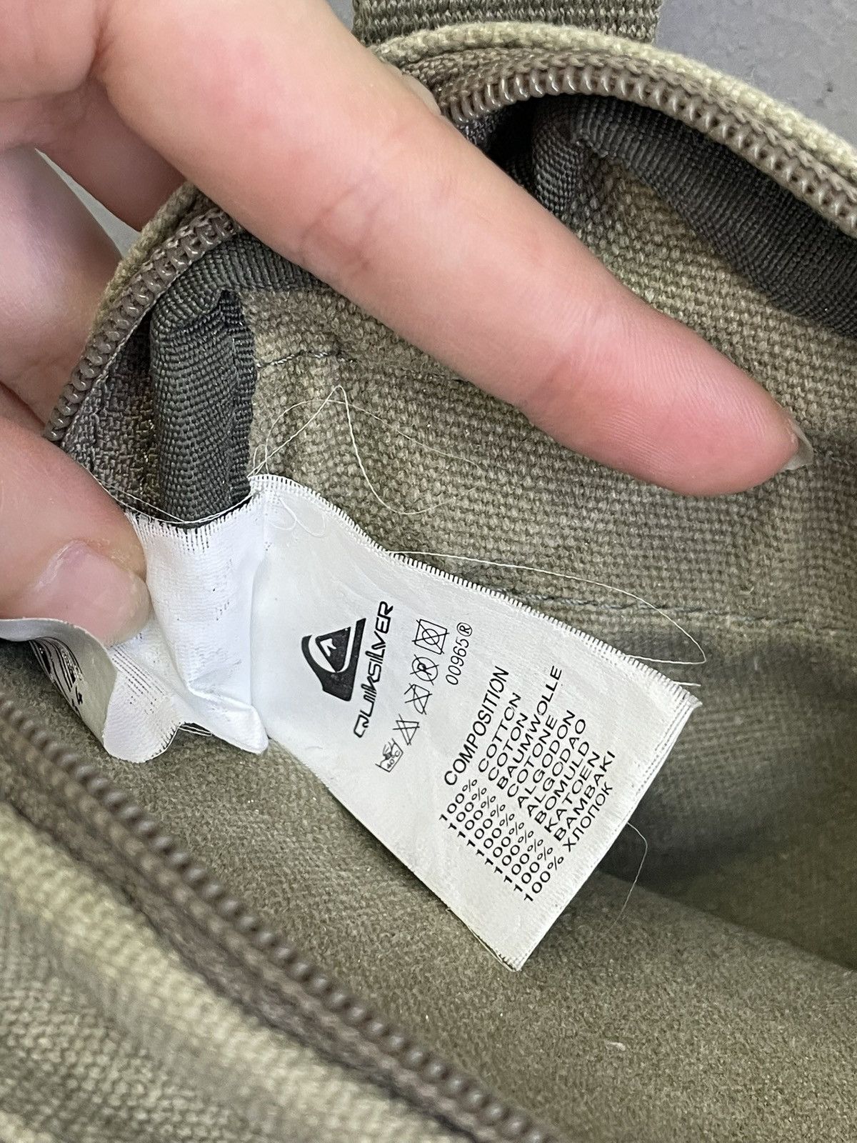 Quiksilver Quiksilver Green Canvas Crossbody Messenger Bag Size ONE SIZE - 10 Thumbnail