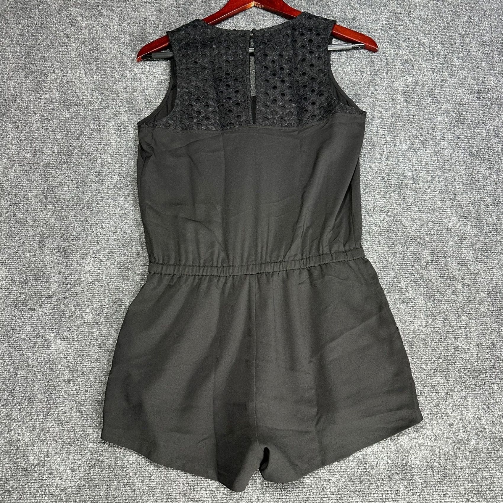 Banana Republic Banana Republic Romper Womens Petite Black V Neck Tie Waist Button 2P (Neon) Size 26" / US 2 / IT 38 - 6 Thumbnail