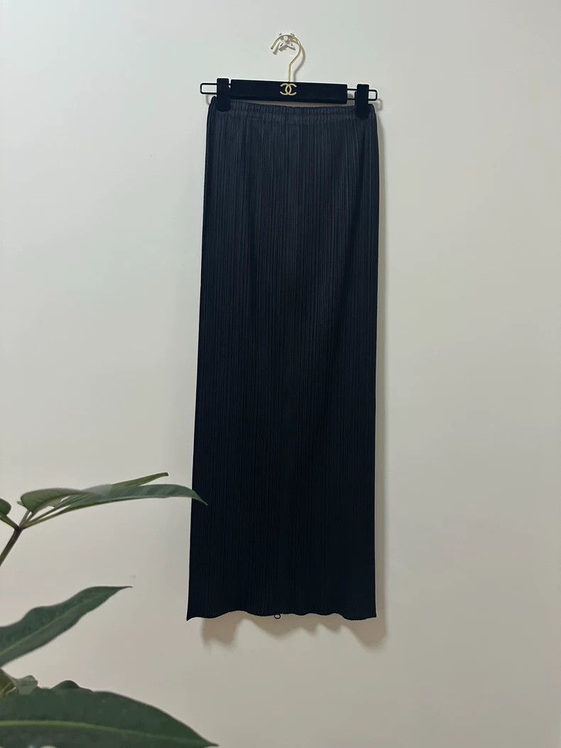 Issey Miyake Issey Miyake size:2 Black double-zipper skirt Size 23" - 6 Thumbnail