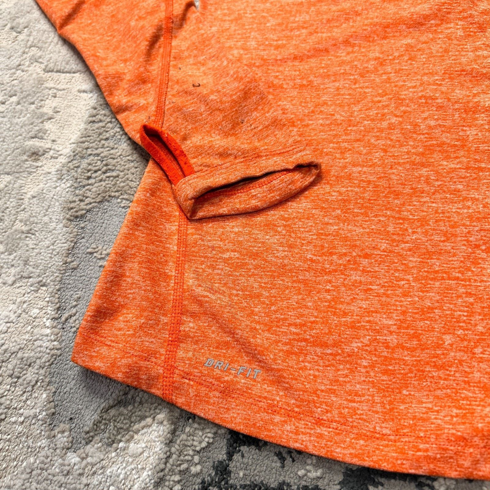 Nike Nike Dri Fit Training Top sz S Denver Broncos Football NFL Size US S / EU 44-46 / 1 - 5 Thumbnail