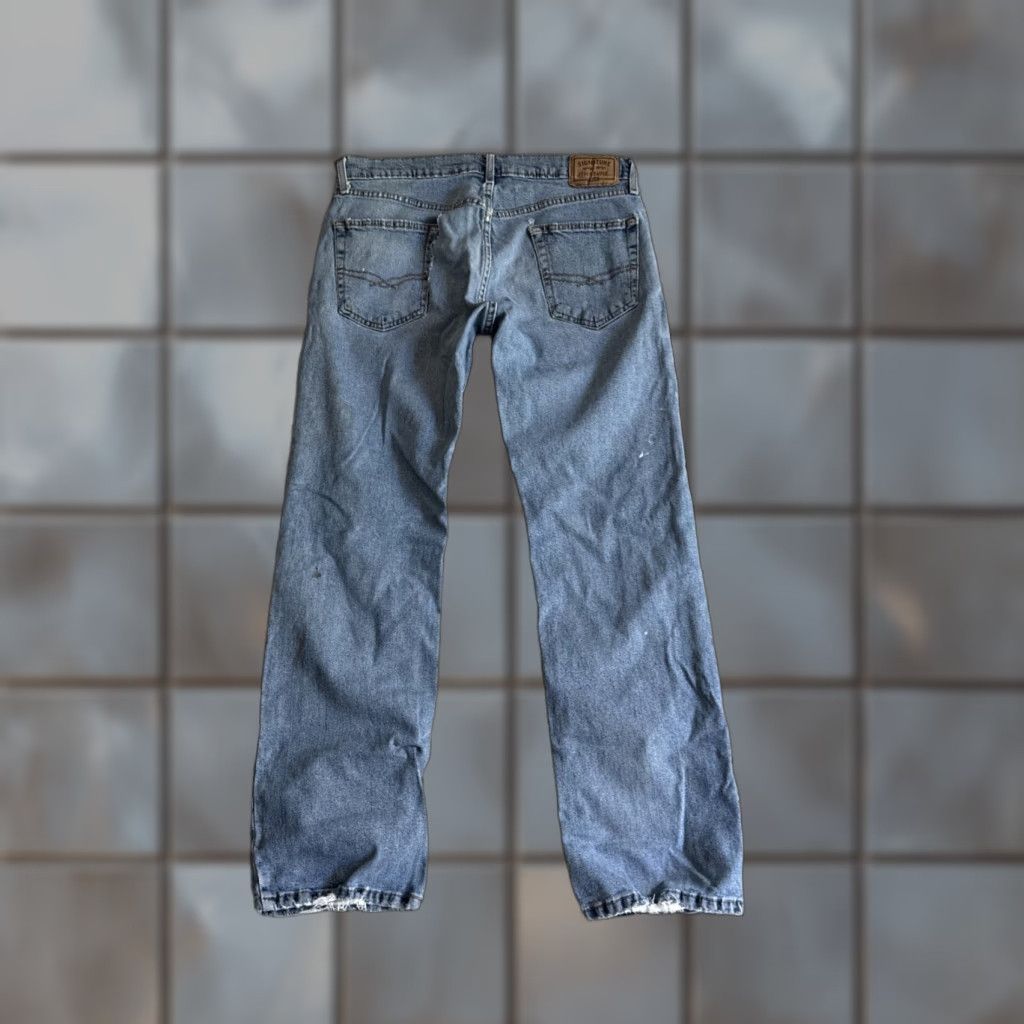 Levi's VINTAGE Levi's 00's Signature Straight Jeans DAMAGED Men 34x30 Blue Denim Straight Jeans Mens 34 30 Size US 34 / EU 50 - 1 Thumbnail