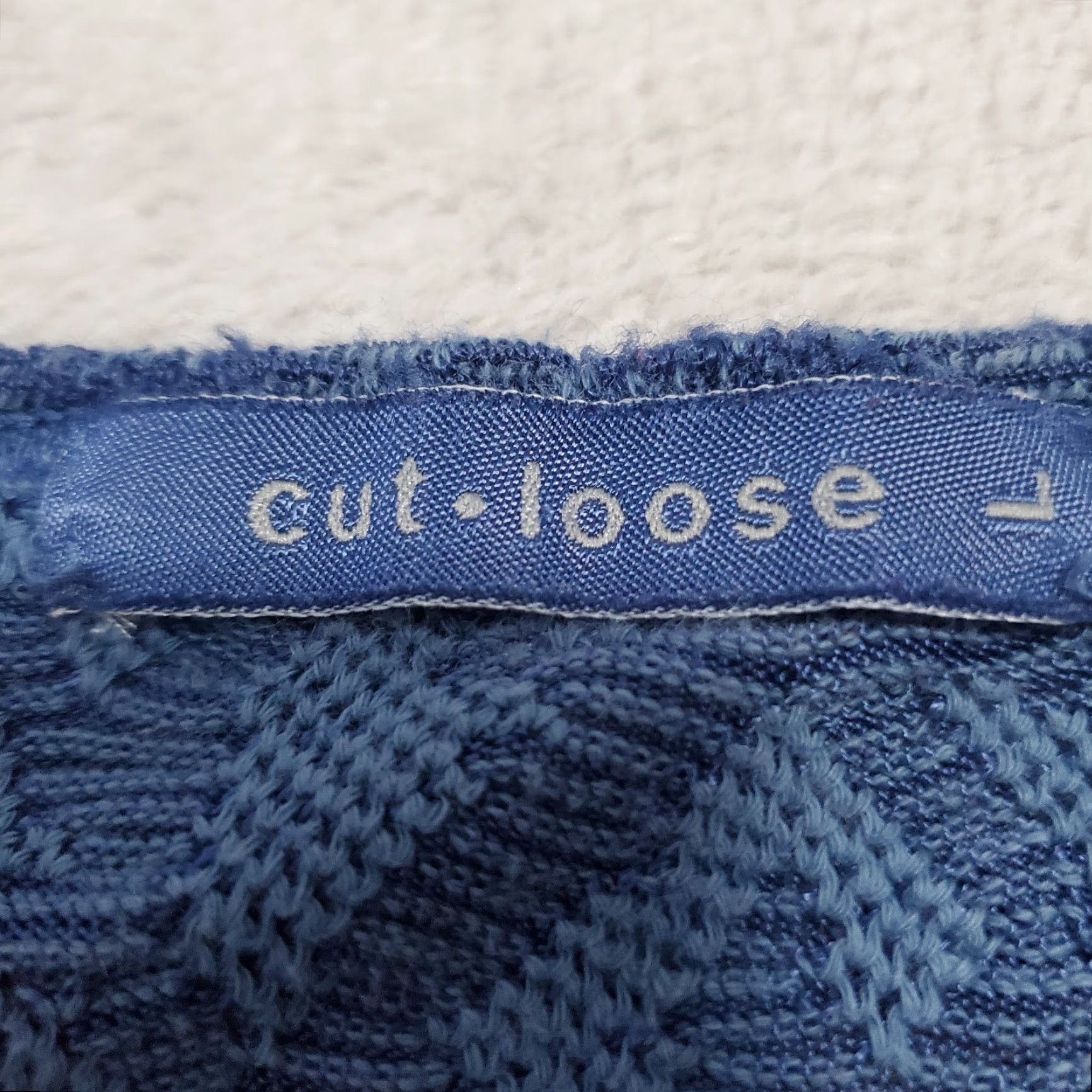 Vintage Cut Loose Top Women L Blue Print Rayon Blend Boat Neck Long Sleeve Relaxed Shirt Blouse Casual Womens Size L / US 10 / IT 46 - 3 Thumbnail