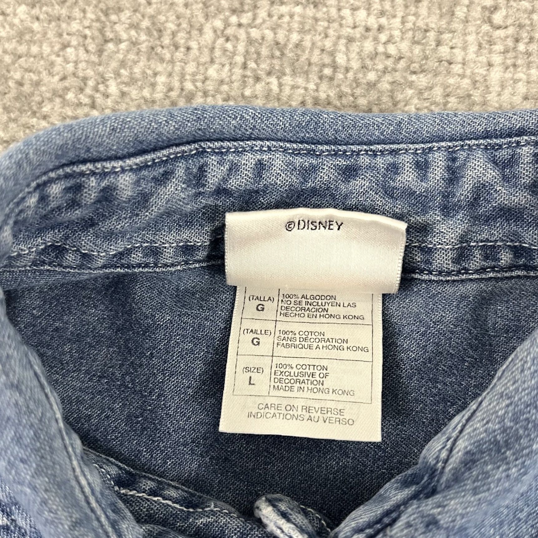 Disney VINTAGE Winnie The Pooh Shirt Womens Large Blue Denim Embroidered Tigger Eeyore Piglet Disney Size L / US 10 / IT 46 - 3 Thumbnail