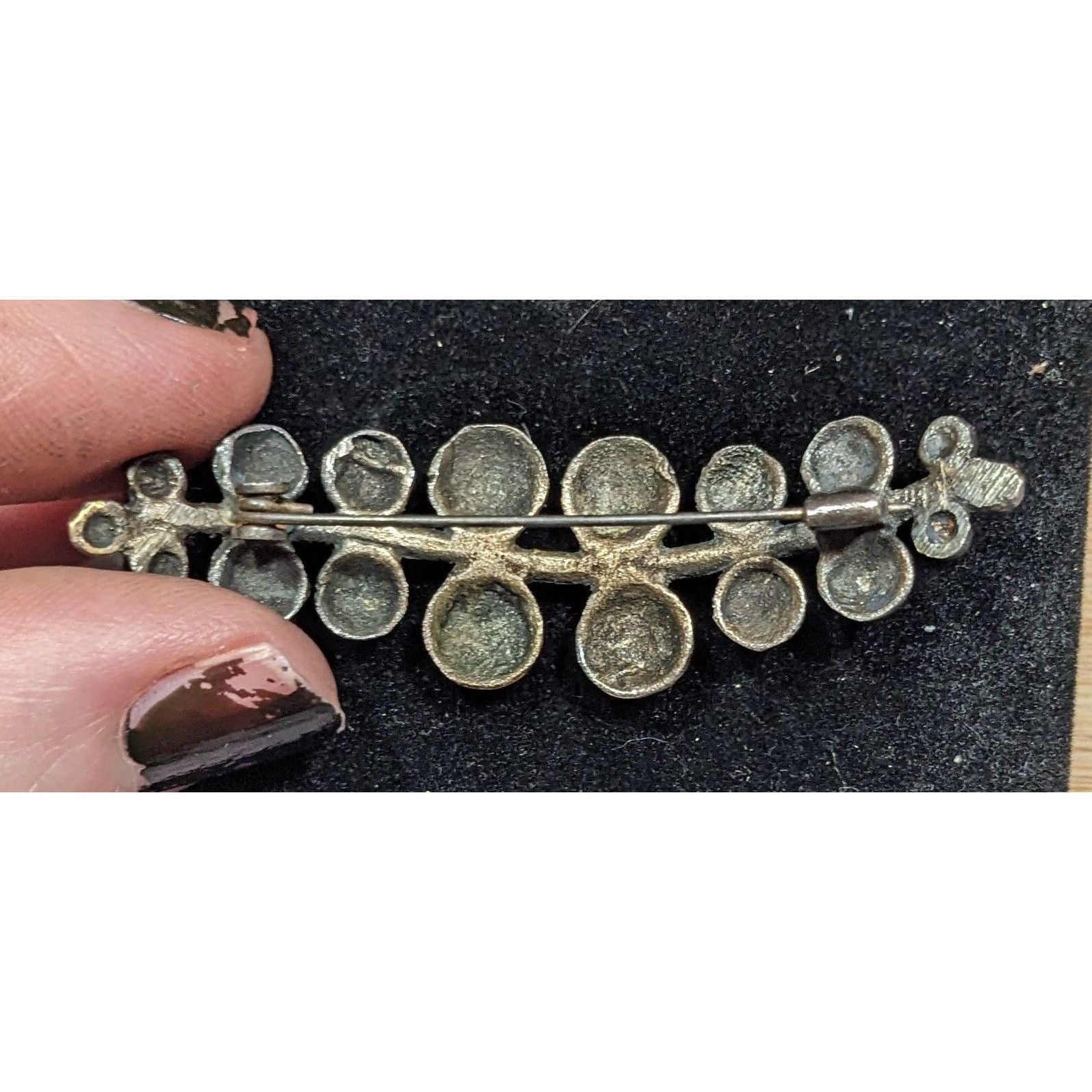 Other Vintage Silver Tone Bubble Leaf Foliage Brooch Size ONE SIZE - 3 Thumbnail