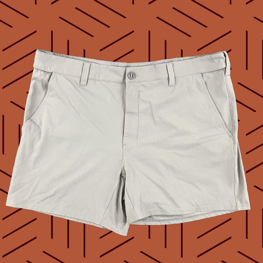 Vintage Huk Pursuit Shorts Mens Size 42 / 5.5" Gray Stretch Chino Casual Outdoor Fishing Activewear Cooler Pockets Breathable Regular Rise 42 in Waist Men Size US 42 / EU 58 - 1 Thumbnail
