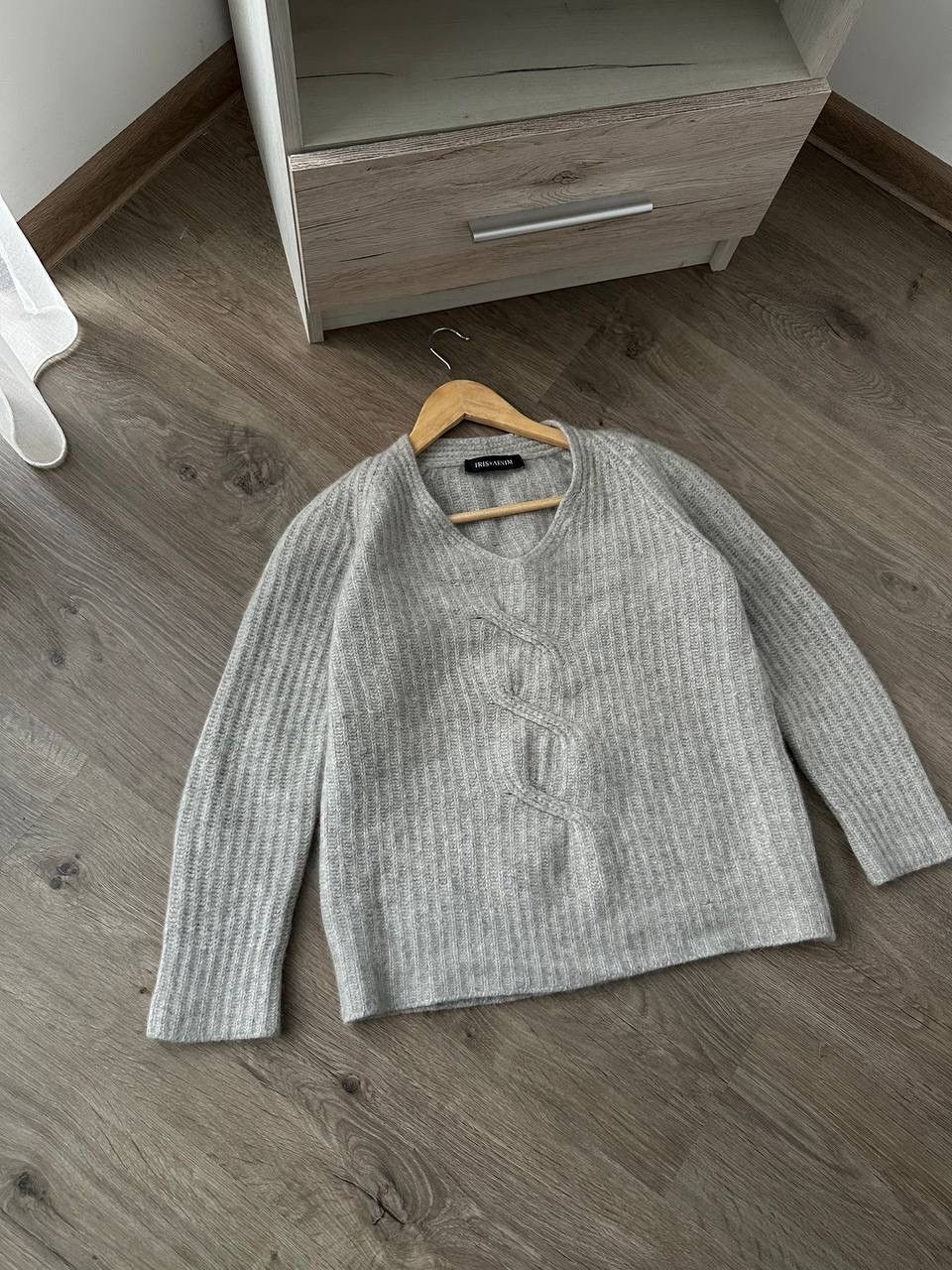 Iris von Arnim × Vintage Vintage Iris Von Arnim Cashmere Gray Knit Sweater Size M / US 6-8 / IT 42-44 - 2 Thumbnail