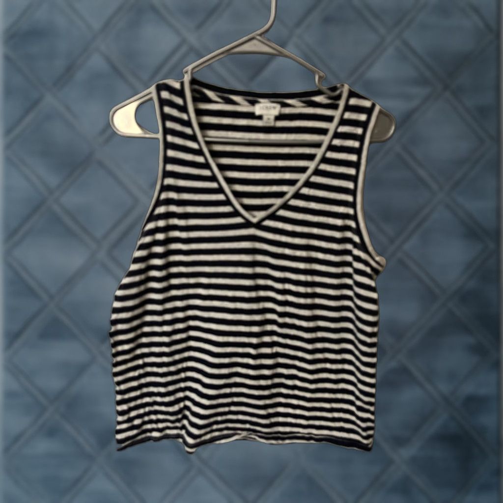 J.Crew J. Crew Factory Striped Tank Top Multicolor Women M V-Neck Sleeveless Shirt/Top Medium AO916 Size M / US 6-8 / IT 42-44 - 1 Thumbnail