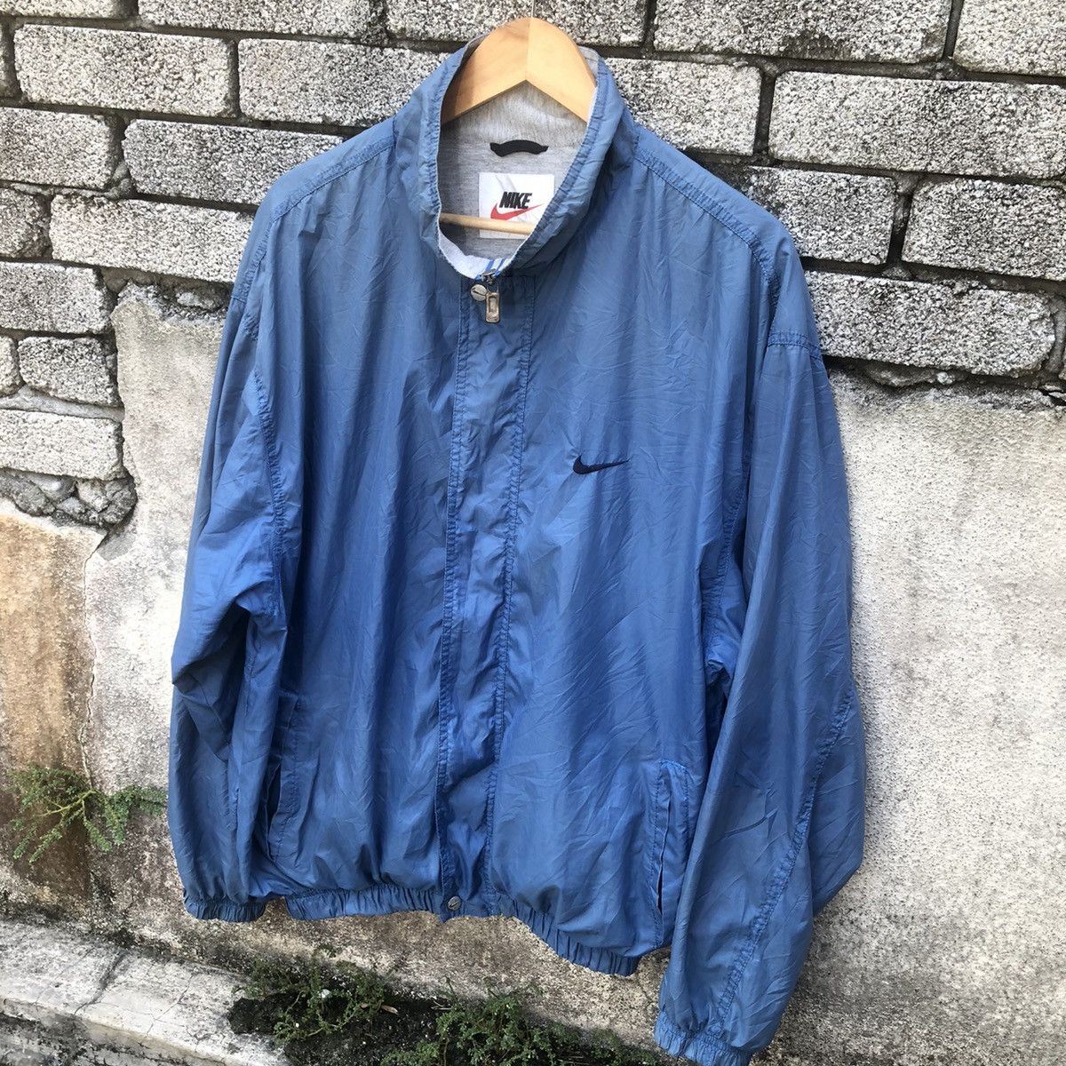 Nike × Vintage Vintage 90s Nike Windbreaker Jacket Baby Blue Colour Size US L / EU 52-54 / 3 - 6 Thumbnail