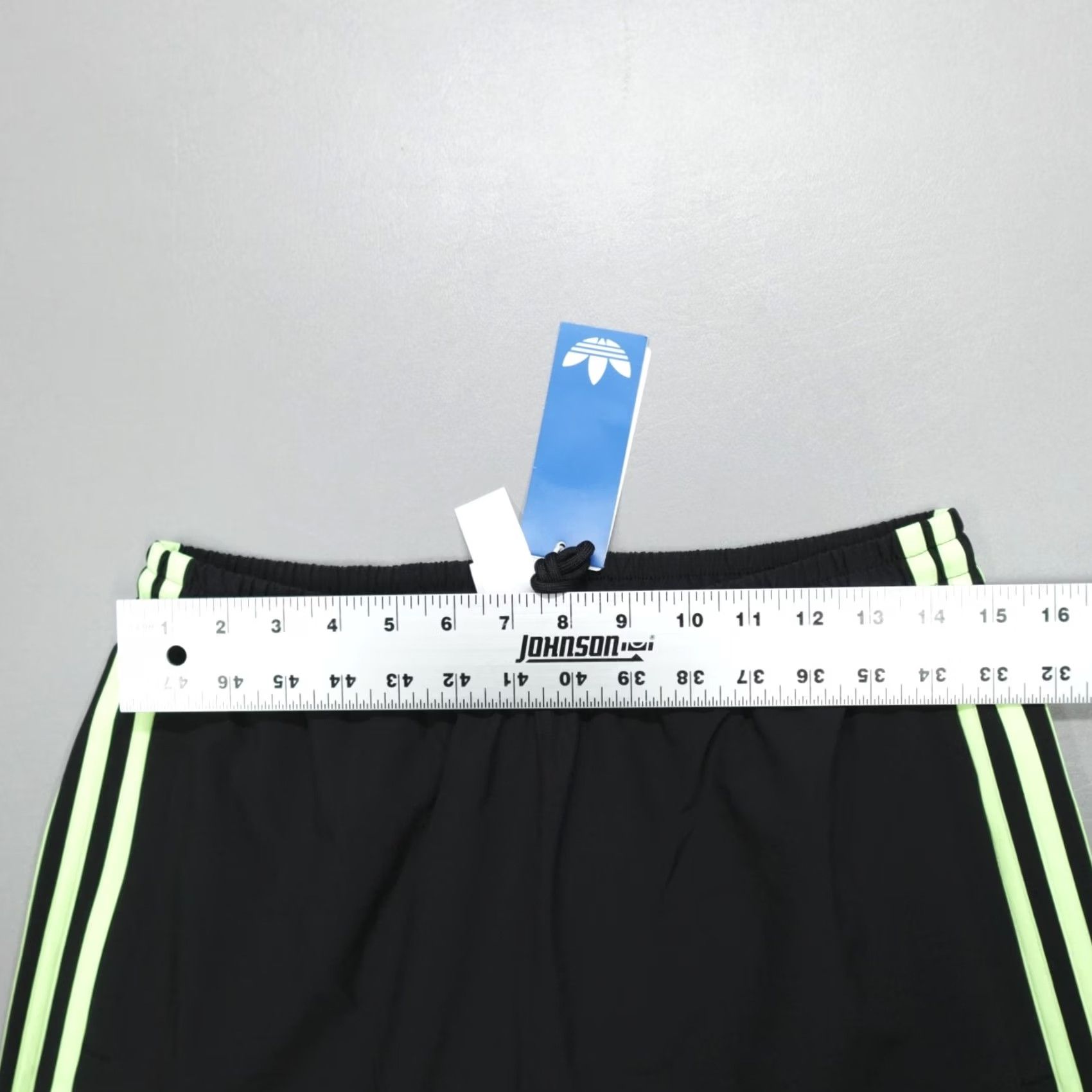 Adidas adidas Originals adiColor Woven Drill Track Pants Men’s Size S JW5911 Black Size US 29 - 6 Thumbnail