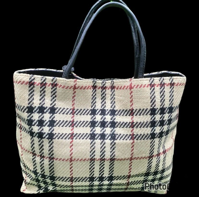 Burberry Authentic Burberry Novachek Wool Tote Bag Size ONE SIZE - 2 Thumbnail