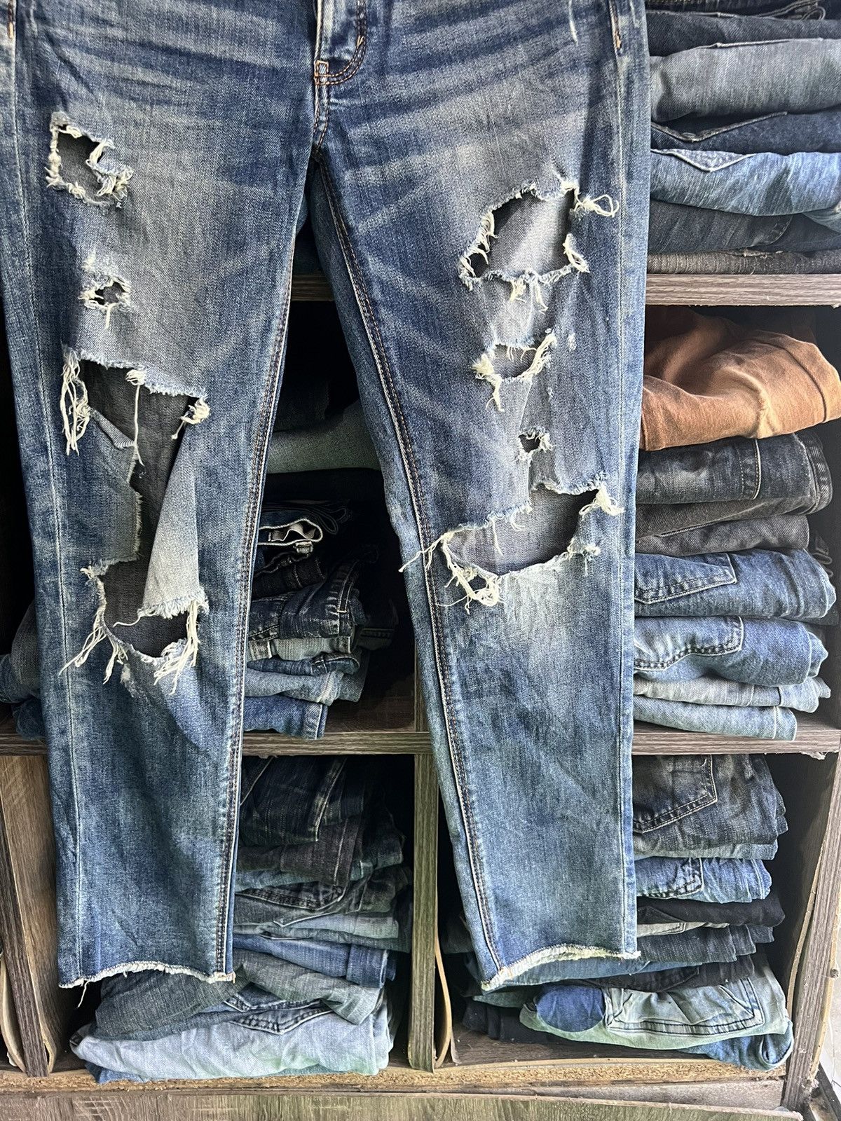 American Eagle Outfitters 🔥American Eagle Outfitters Distressed Denim Size 28" / US 6 / IT 42 - 7 Thumbnail