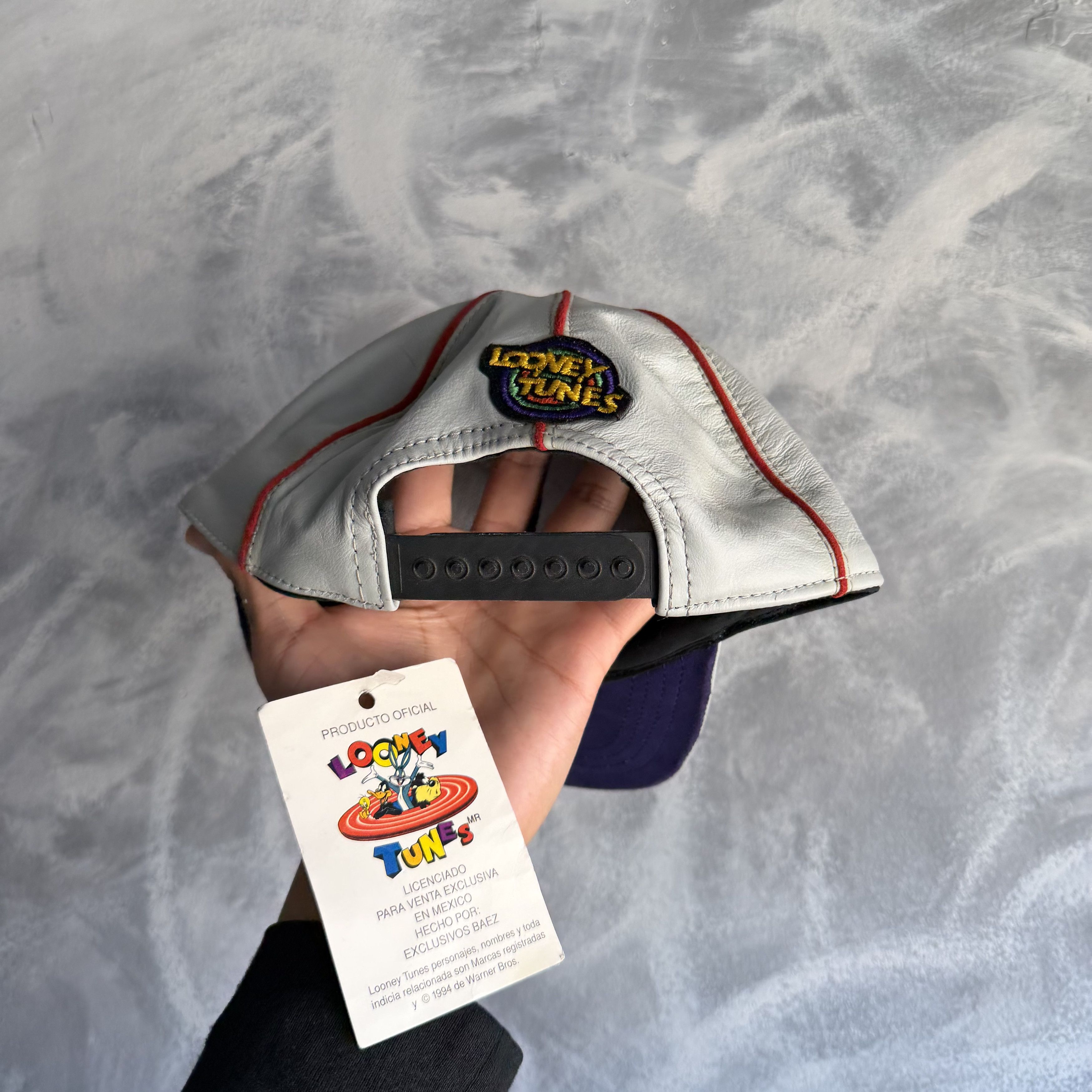 Other Vintage Looney Tunes Baez Leather Caps DS Snapback Hat Size ONE SIZE - 7 Thumbnail