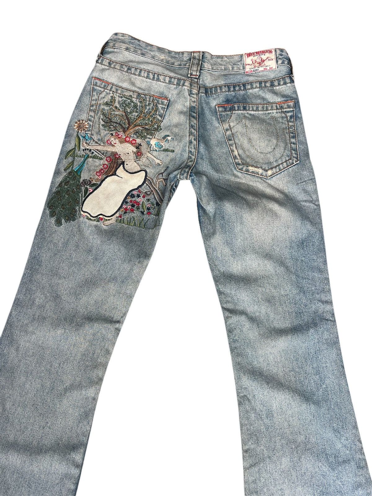 True Religion Vintage True Religion Embroidered Flared Bobby Jeans Size US 29 - 4 Thumbnail