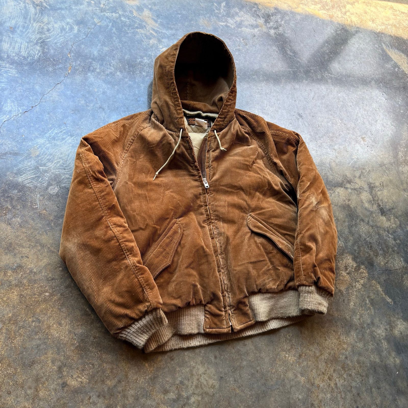 Eddie Bauer Crazy Rare Vintage Eddie Bauer Corduroy Goose Jacket Size US L / EU 52-54 / 3 - 2 Thumbnail
