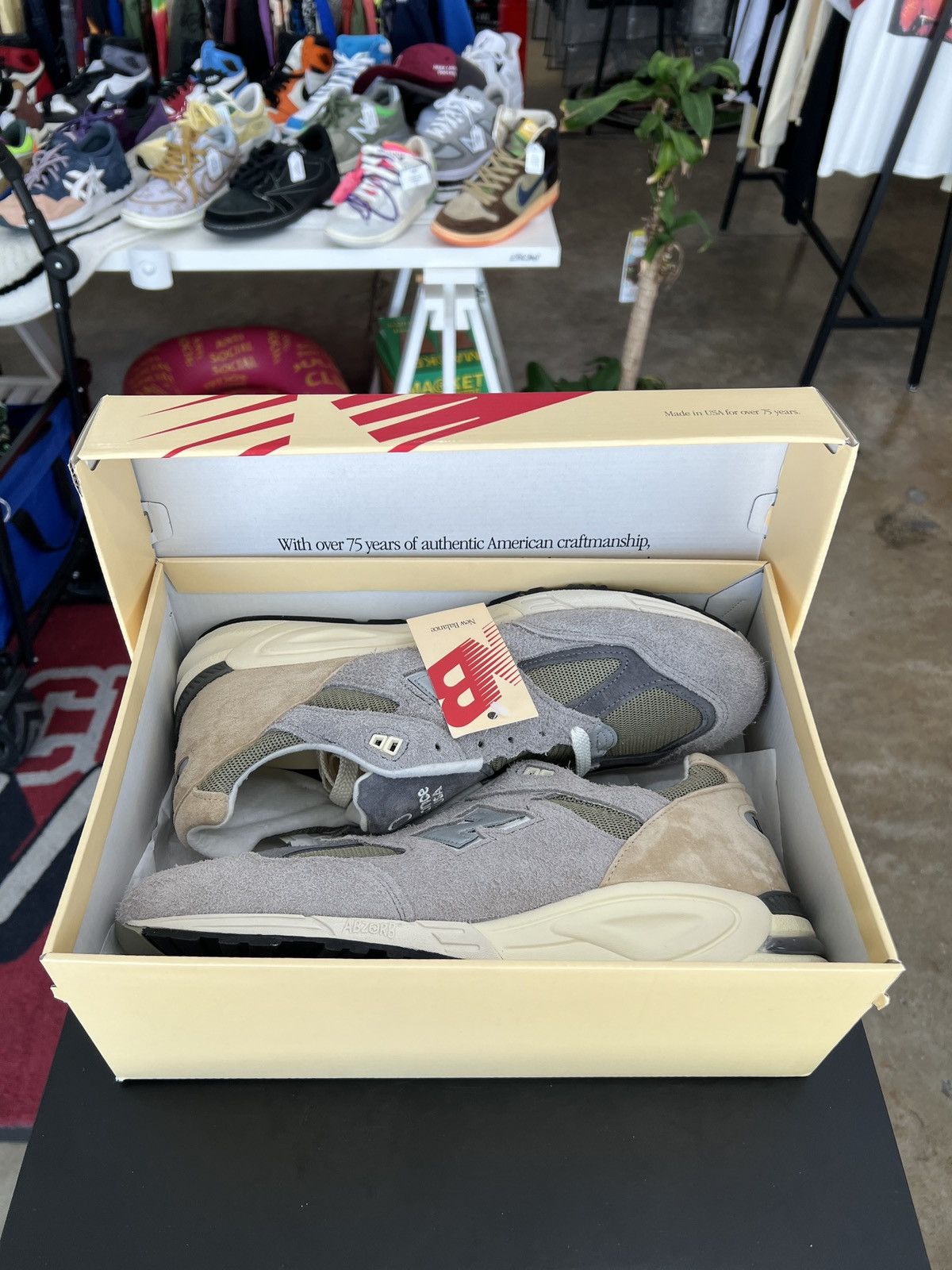 New Balance New Balance 990v2 MiUSA Teddy Santis Marblehead Sz 13 (2022) Size US 13 / EU 46 - 10 Thumbnail