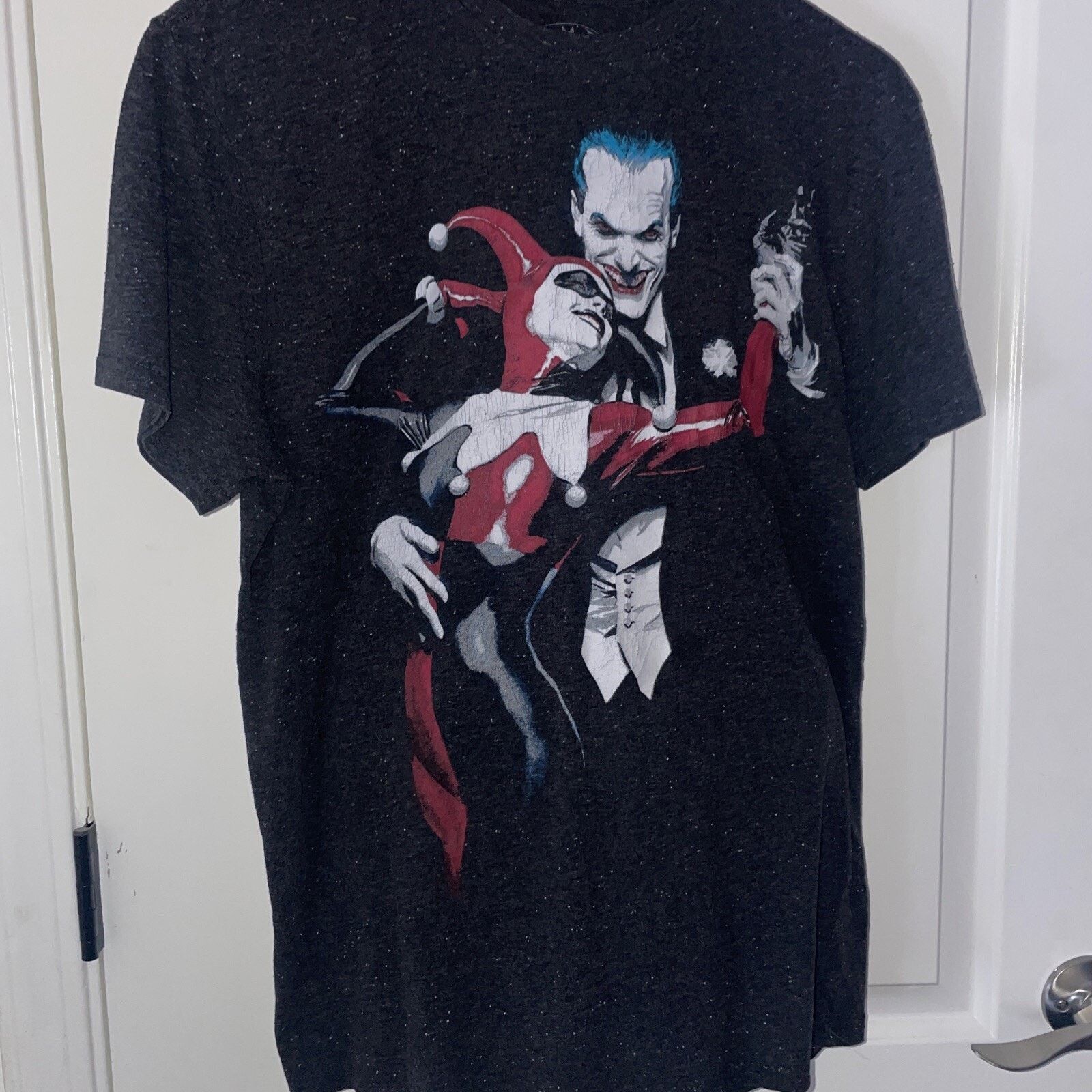 DC Comics DC Joker Harley Quinn Gray T-Shirt Batman L Comic Book Size US L / EU 52-54 / 3 - 1 Thumbnail