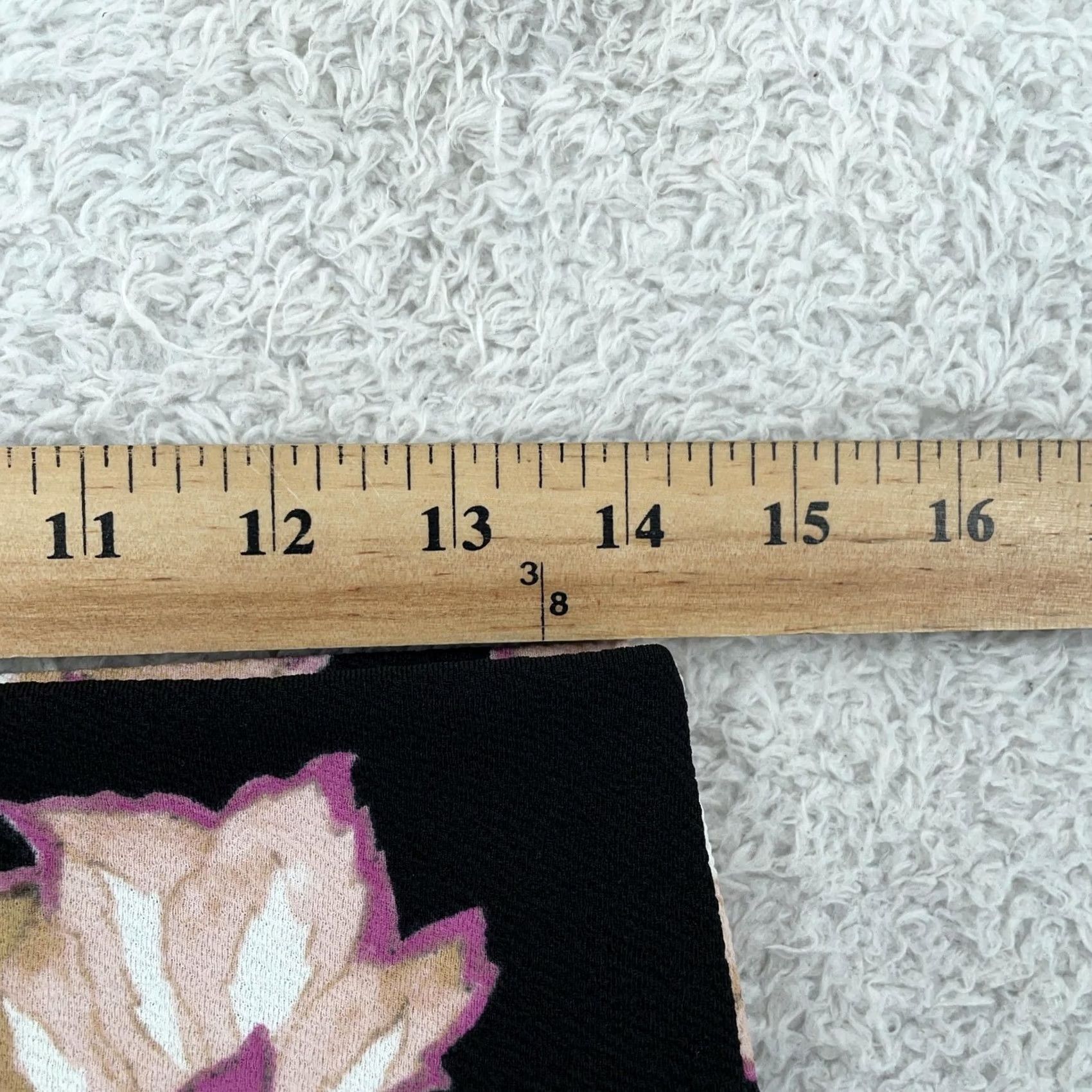 Vintage LuLaRoe Skirt Womens Small Black Pink Floral Pencil Stretch Bodycon Knit Size 28" / US 6 / IT 42 - 3 Thumbnail