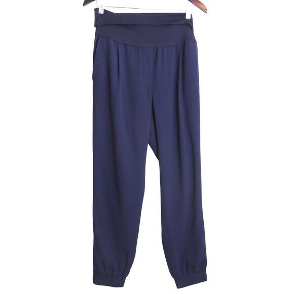 Aritzia Wilfred Aritzia High-Rise Crepe Tapered Jogger Pants Small Size 27" / US 4 / IT 40 - 1 Thumbnail
