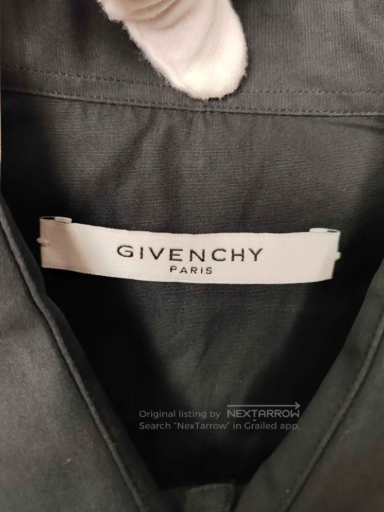 Givenchy Givenchy Size 39 Men's Character Pixel Shirt Size US S / EU 44-46 / 1 - 3 Thumbnail