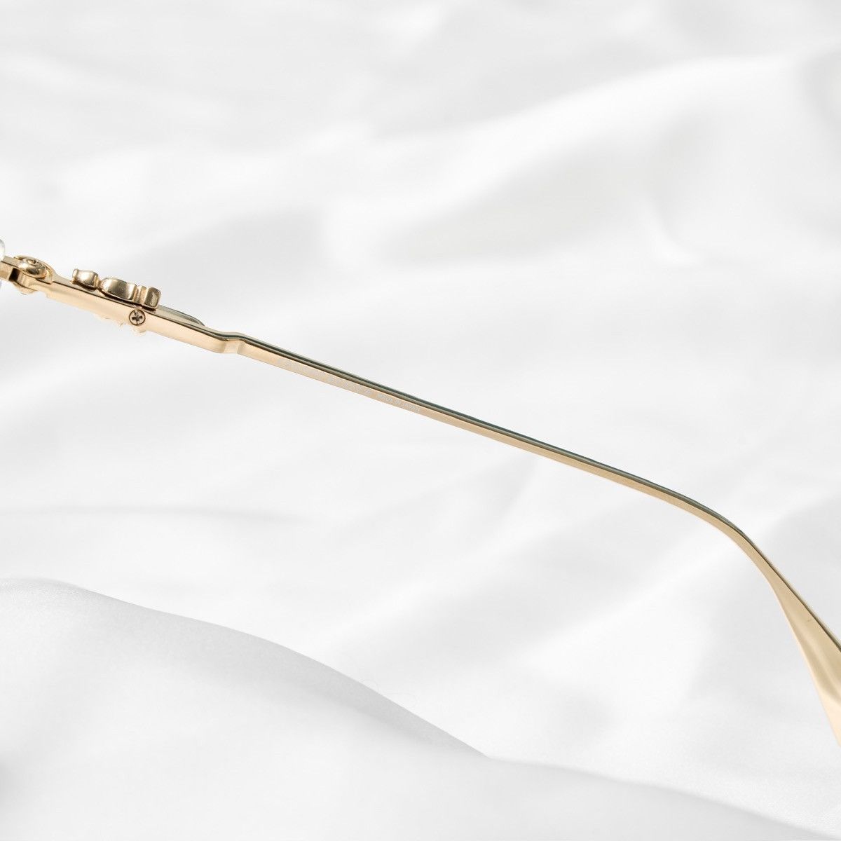 Chrome Hearts CHROME HEARTS CLOACO CRYSTAL/ GOLD PLATED GLASSES Size ONE SIZE - 4 Thumbnail