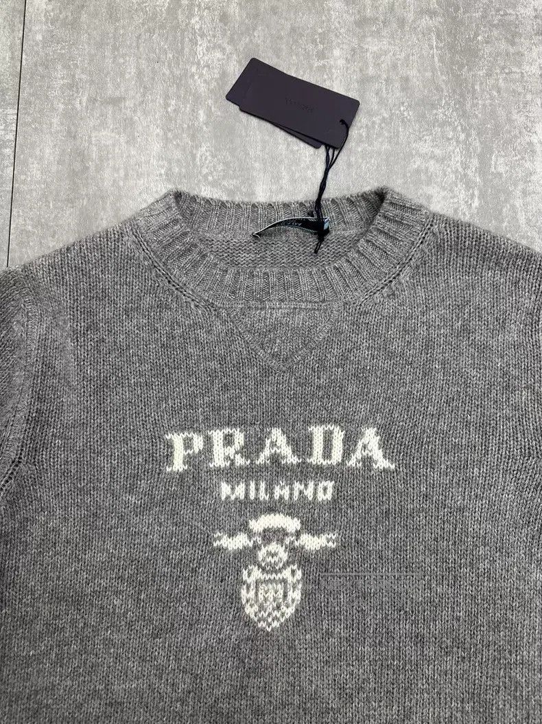 Prada Prada Gray cashmere blend long-sleeved pullover sweater Size XXS / US 00 / IT 34 - 3 Thumbnail