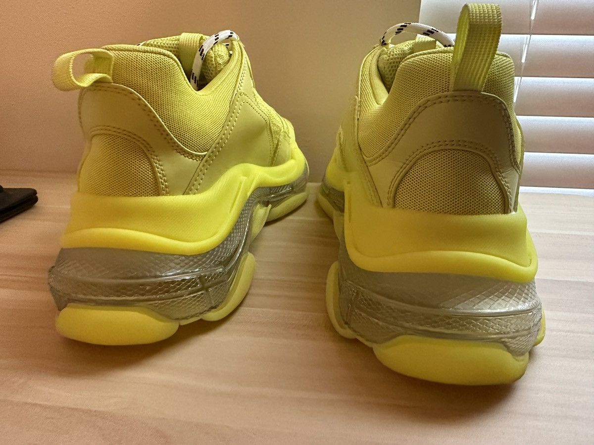 Balenciaga Balenciaga Triple S Clear Sole - Fluo Size US 10 / EU 43 - 6 Thumbnail
