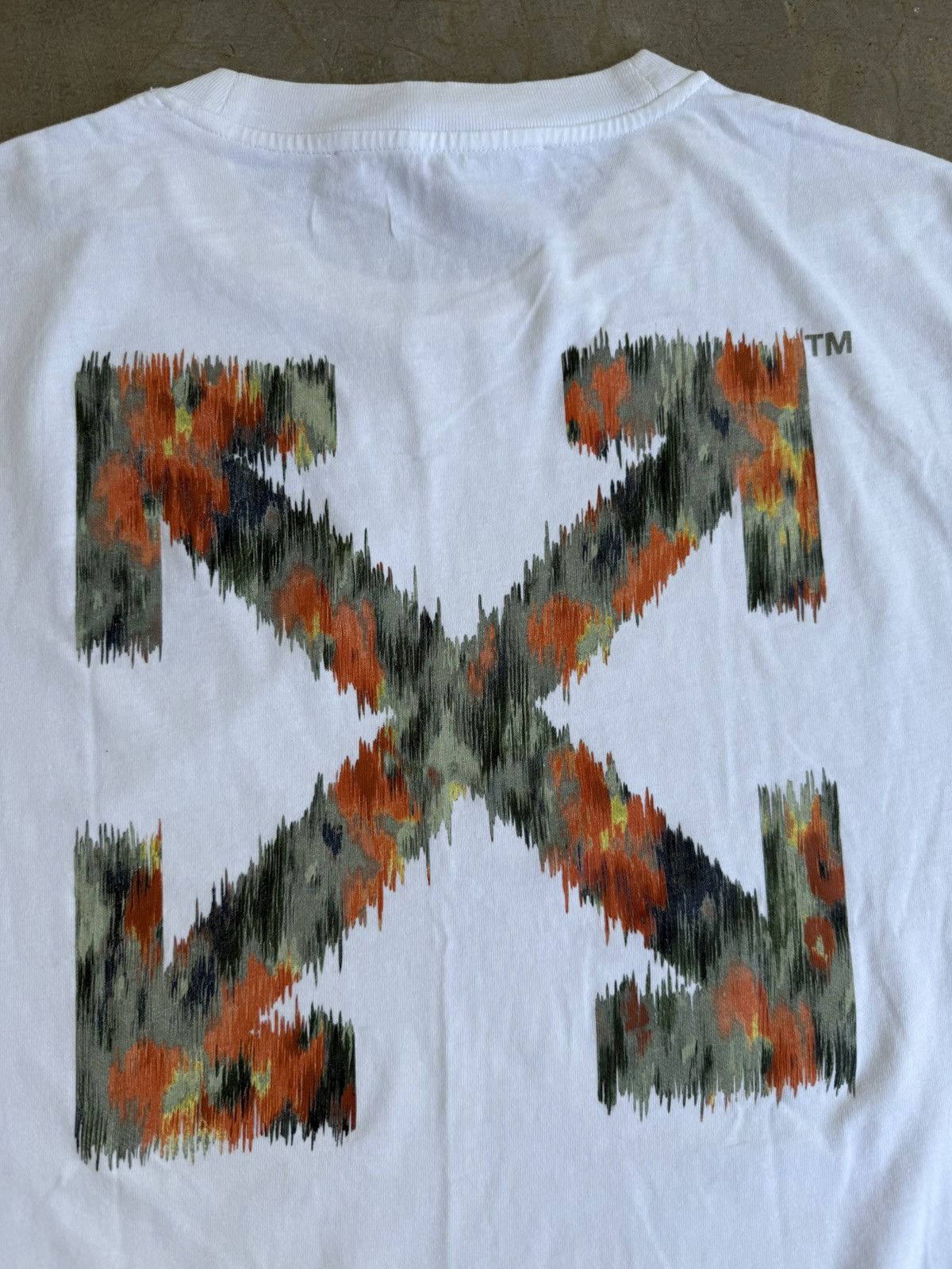 Off-White Off-white multi colour arrows t-shirt White Size US M / EU 48-50 / 2 - 10 Thumbnail
