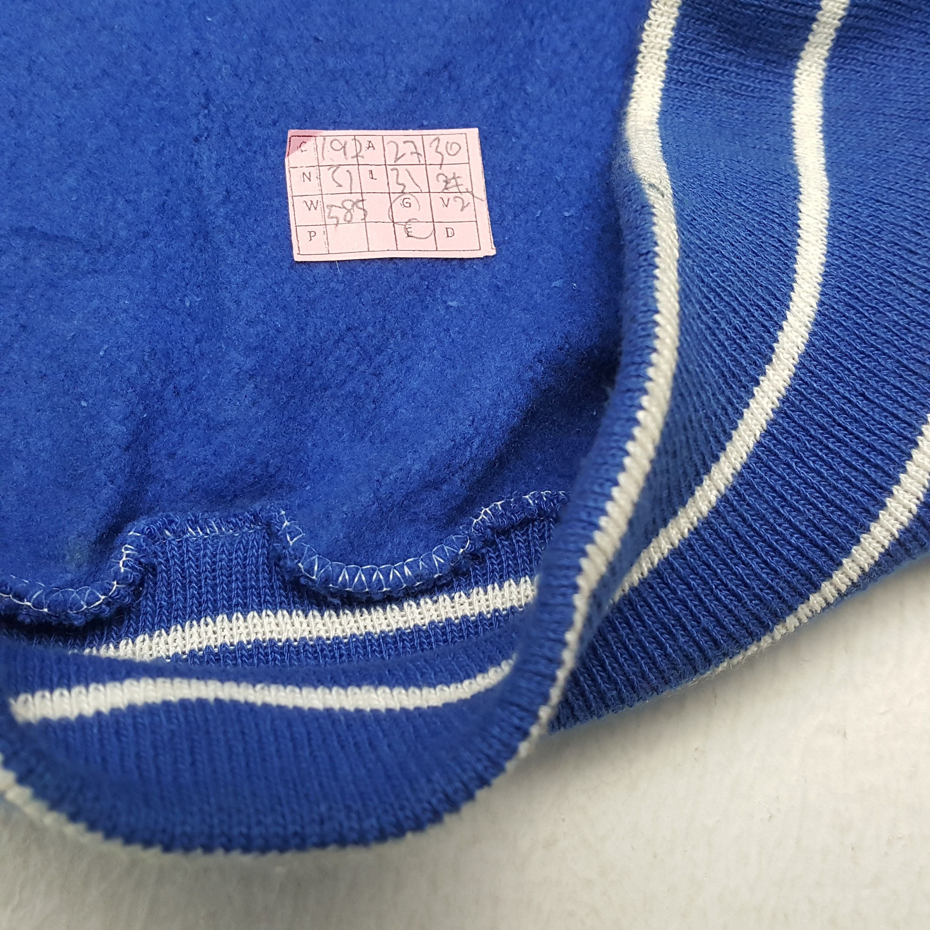 Vintage ARMY FT A.P HILL Vintage Artex Sweatshirt Size US XXL / EU 58 / 5 - 6 Thumbnail