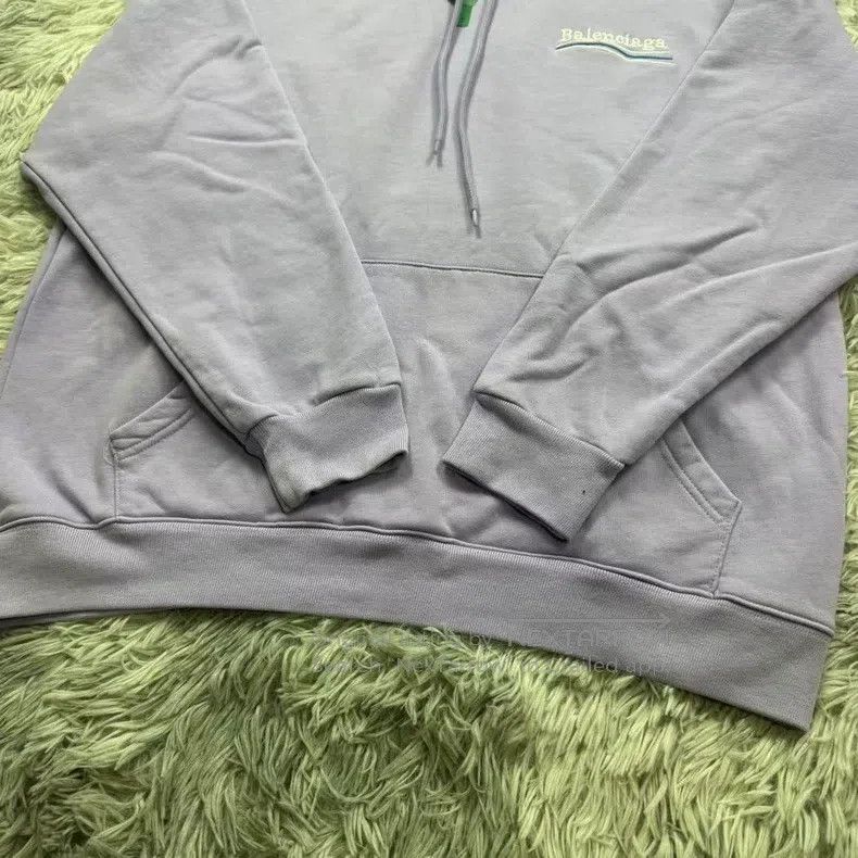 Balenciaga Balenciaga Lavender Purple Embroidery Coke Sweatshirt Size US L / EU 52-54 / 3 - 5 Thumbnail