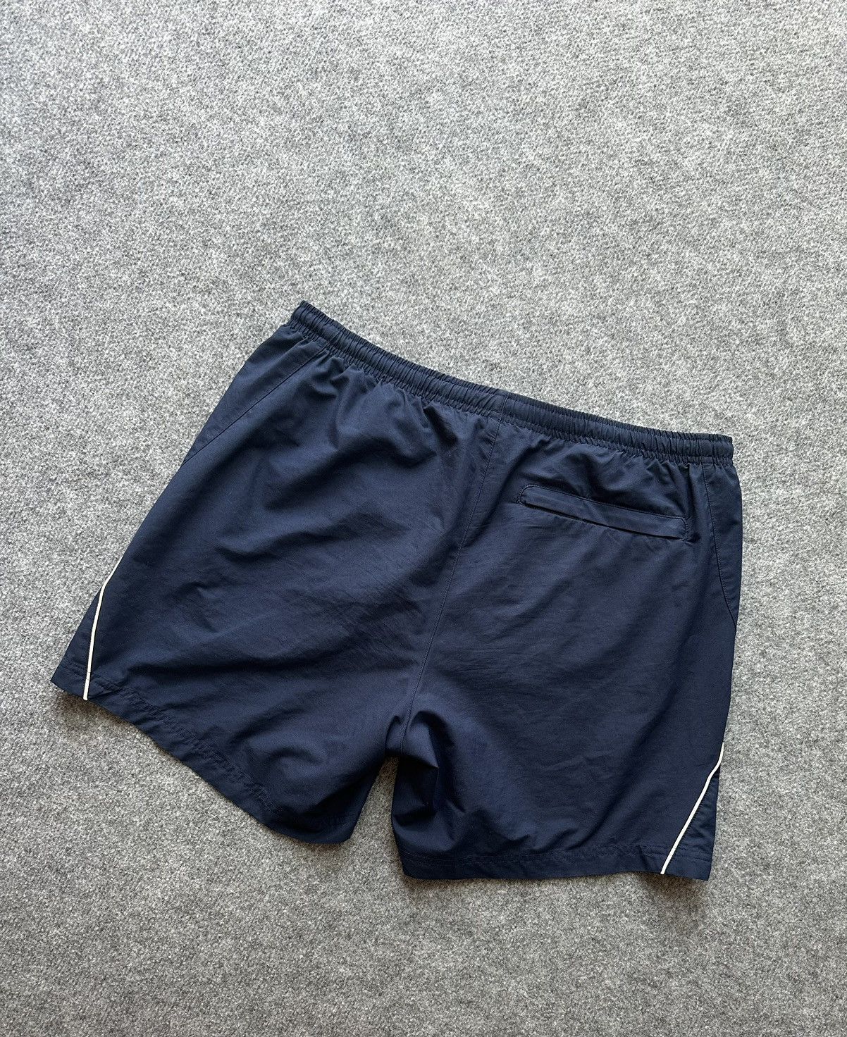 Nike Vintage shorts Nike 90s swoosh (size L) Size US 36 / EU 52 - 6 Thumbnail