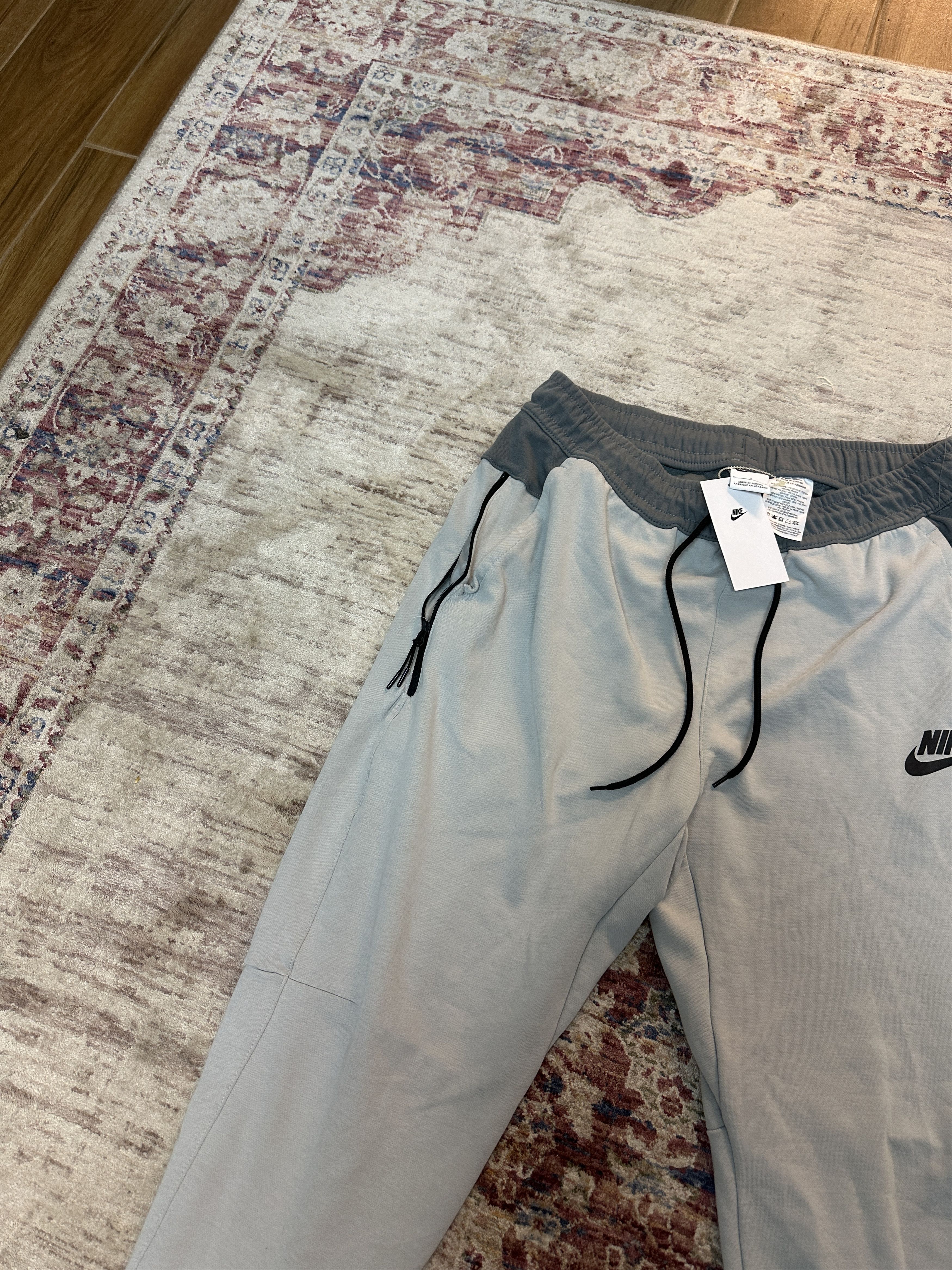 Nike Nike Men's Tech Fleece Light Gray Joggers Size Large Size US 36 / EU 52 - 3 Thumbnail