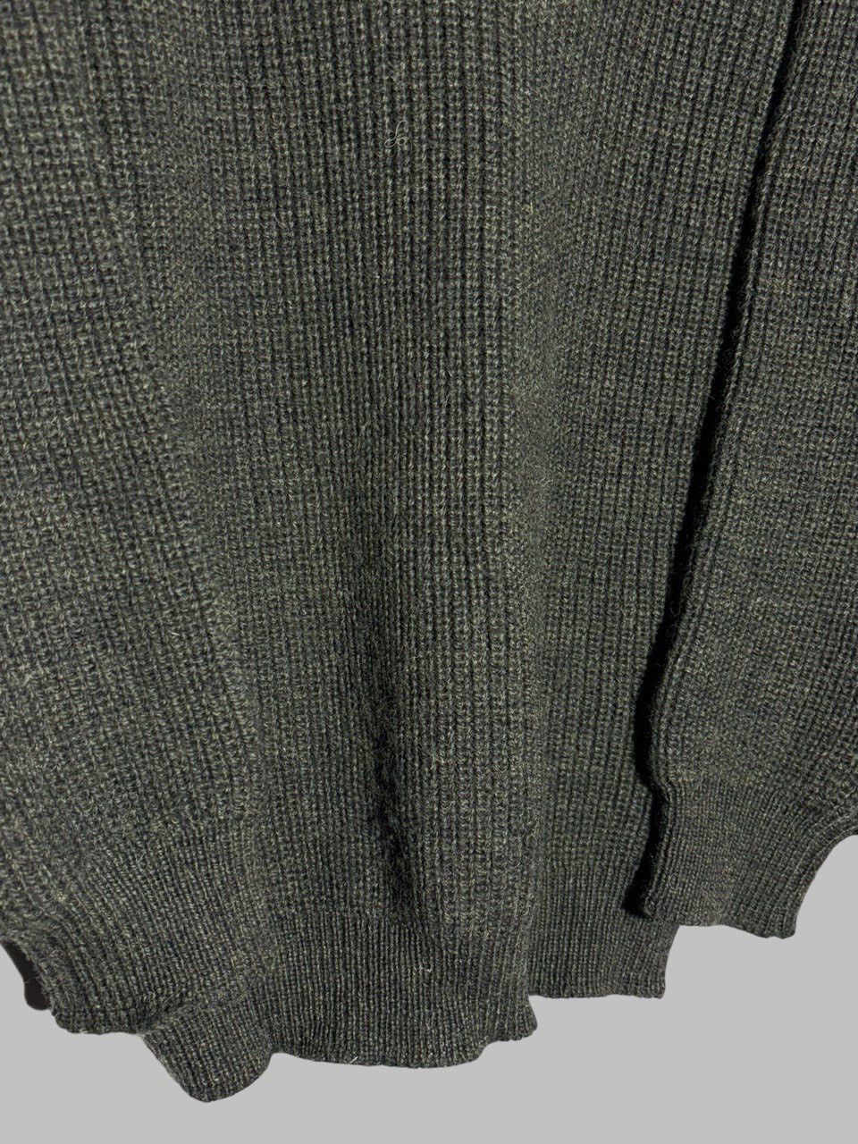 Barbour Barbour Knit Sweater Ribbed Military Scotland Wool V-Neck Size US L / EU 52-54 / 3 - 4 Thumbnail
