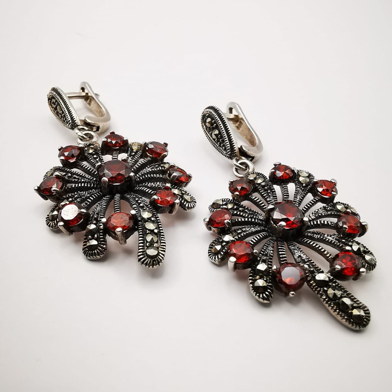 Sterling Silver Exclusive Vintage 925 Sterling Silver Earrings ,Ruby, Size ONE SIZE - 3 Thumbnail