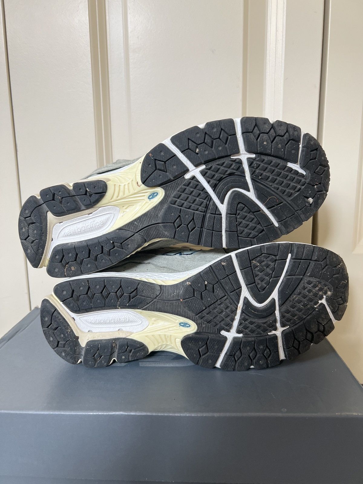 New Balance New Balance 2002R Protection Pack Mirage Grey M2002RDD Size US 8 / EU 41 - 4 Thumbnail