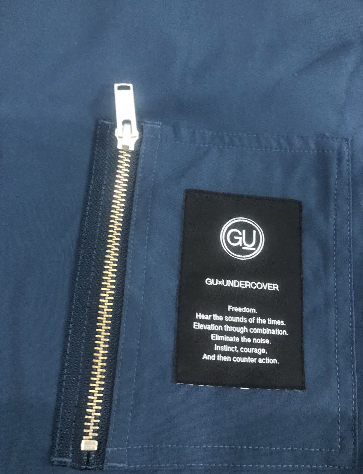GU × Undercover Undercover x GU Zip Pocket Shirt Jun Takahashi size S Size US S / EU 44-46 / 1 - 5 Thumbnail