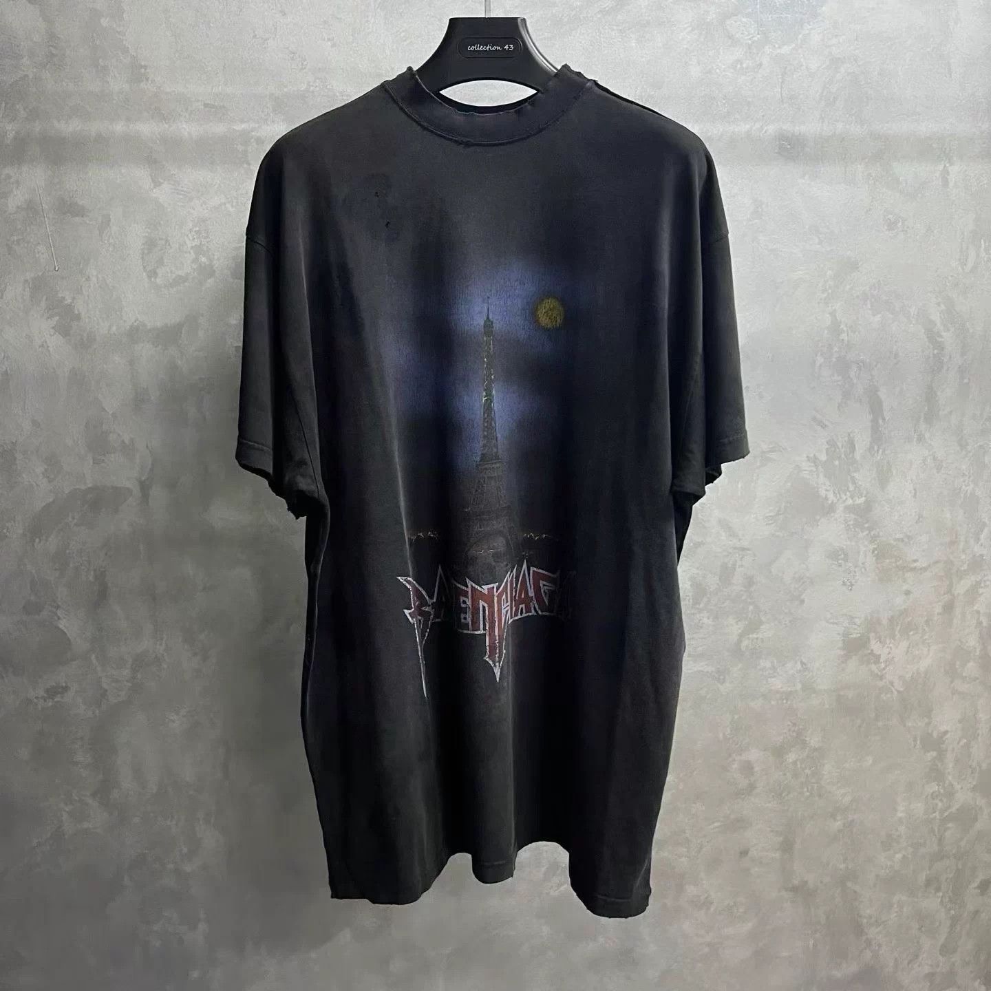 Balenciaga Balenciaga Black Print Crewneck Short-Sleeve T-Shirt Size US S / EU 44-46 / 1 - 1 Thumbnail